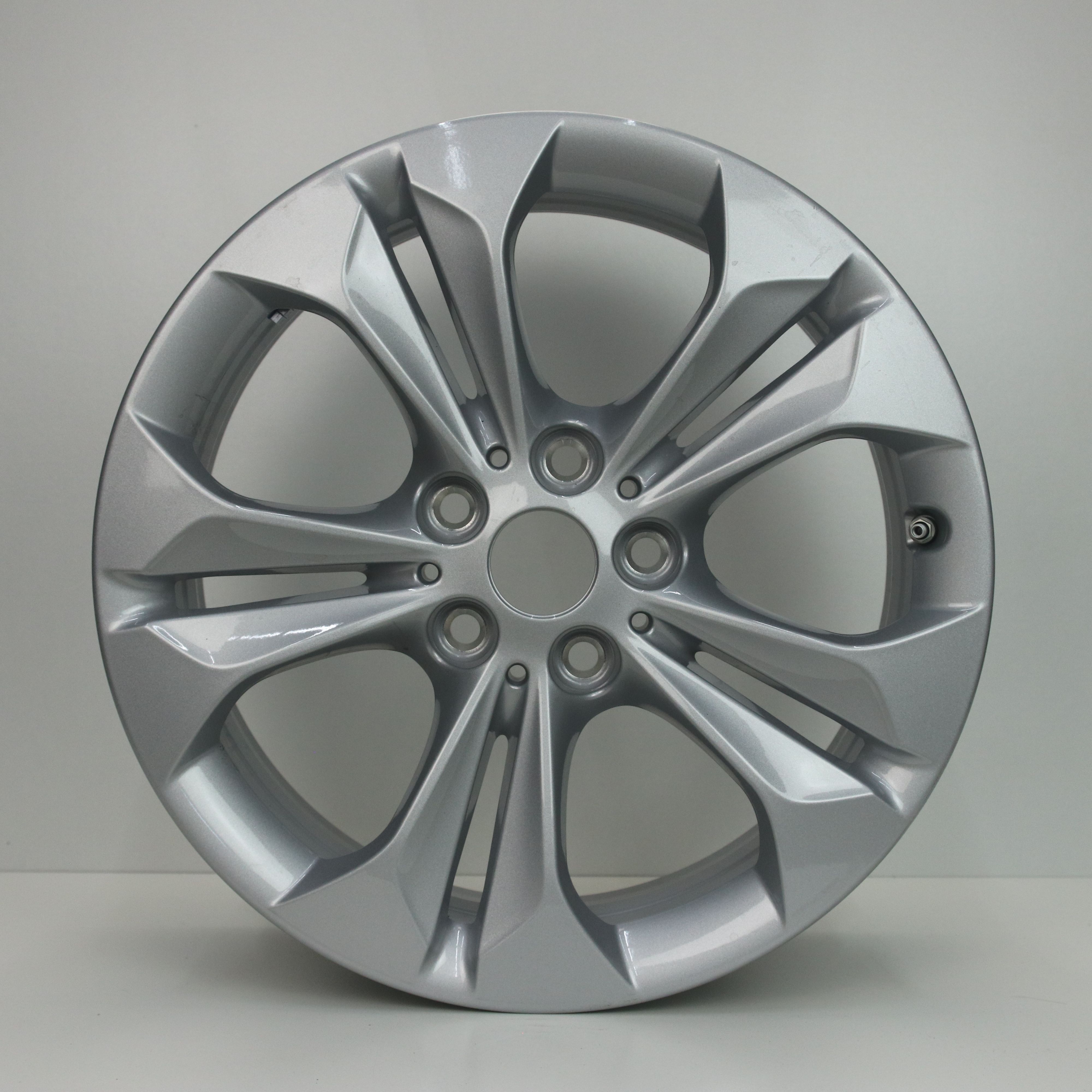 OS1003061 Originele 17 inch lichtmetalen BMW X1 styling 564 velgen 7.50X17 5X112 ET52.0 NB66.60 Zilver