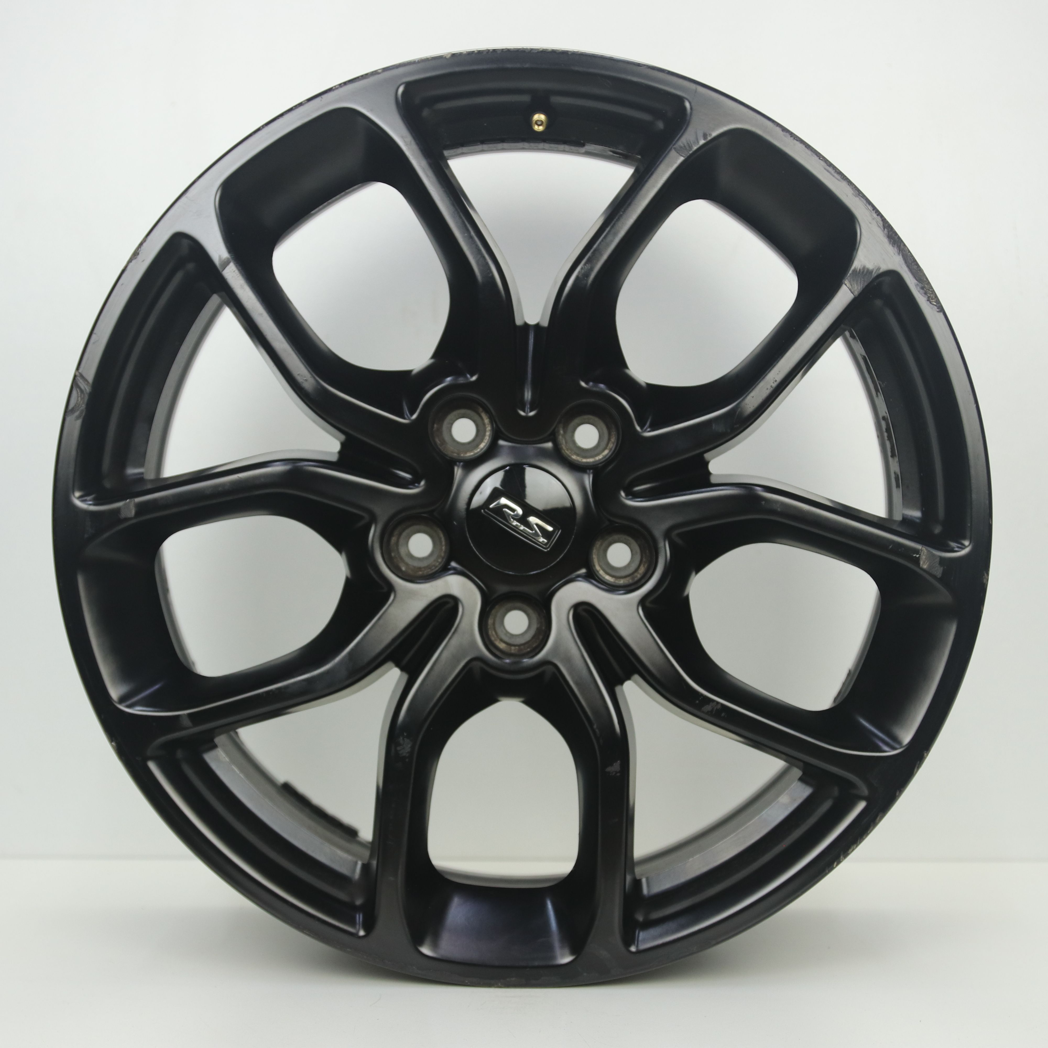 IN1003122 Originele 18 inch lichtmetalen Renault Megane RS velgen 8.25X18 5X114.3 ET65.0 NB66.10 Mat zwart