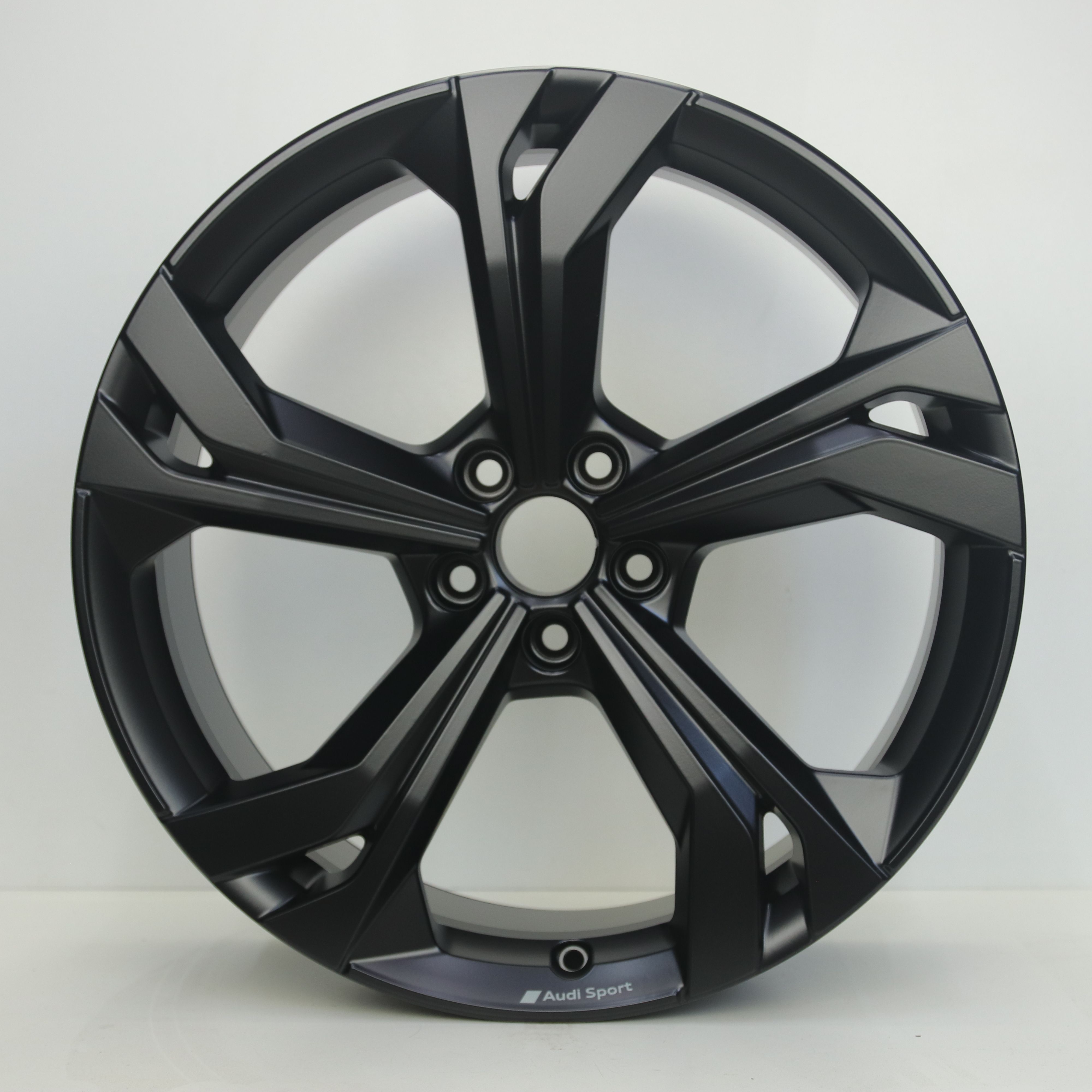 OS1008028 Originele 20 inch lichtmetalen Audi Q3 velgen 8.50X20 5X112 ET38.0 NB57.10 Zwart