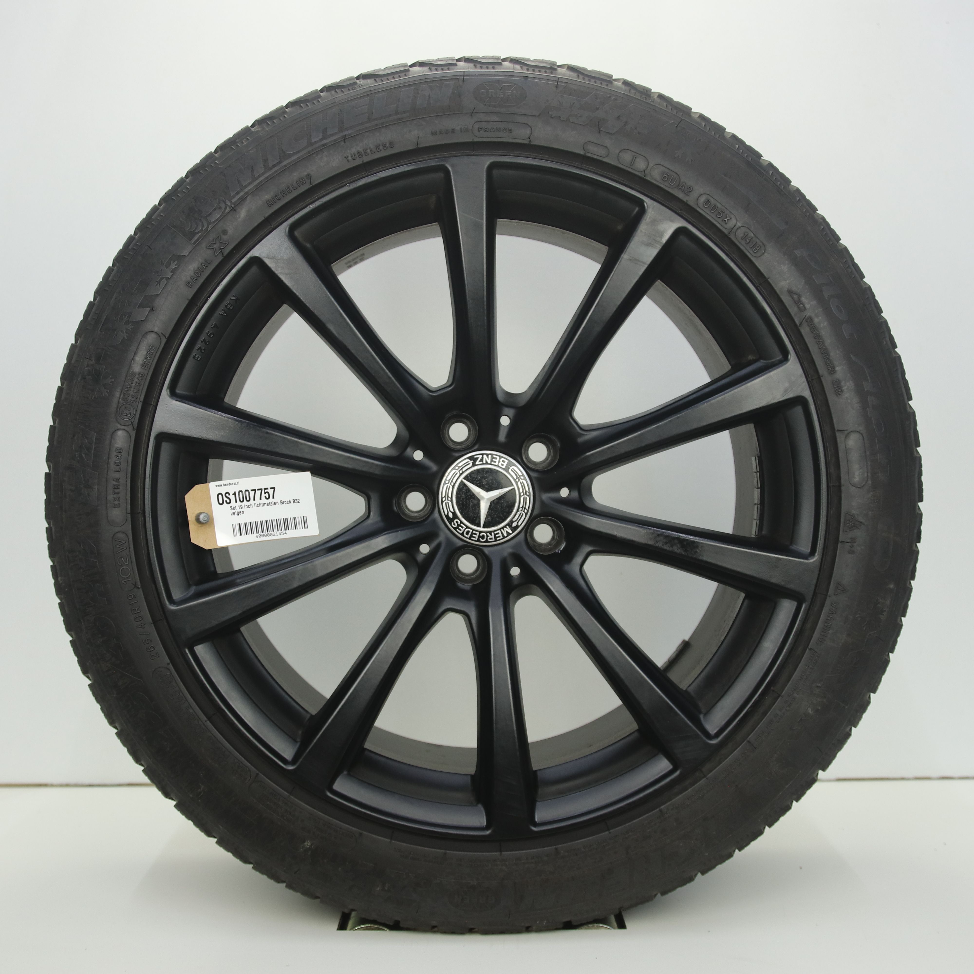 OS1007757 Set 19 inch lichtmetalen Brock B32 velgen (set compleet met banden) 9.50X19 5X112 ET48.0 NB66.60 Mat zwart