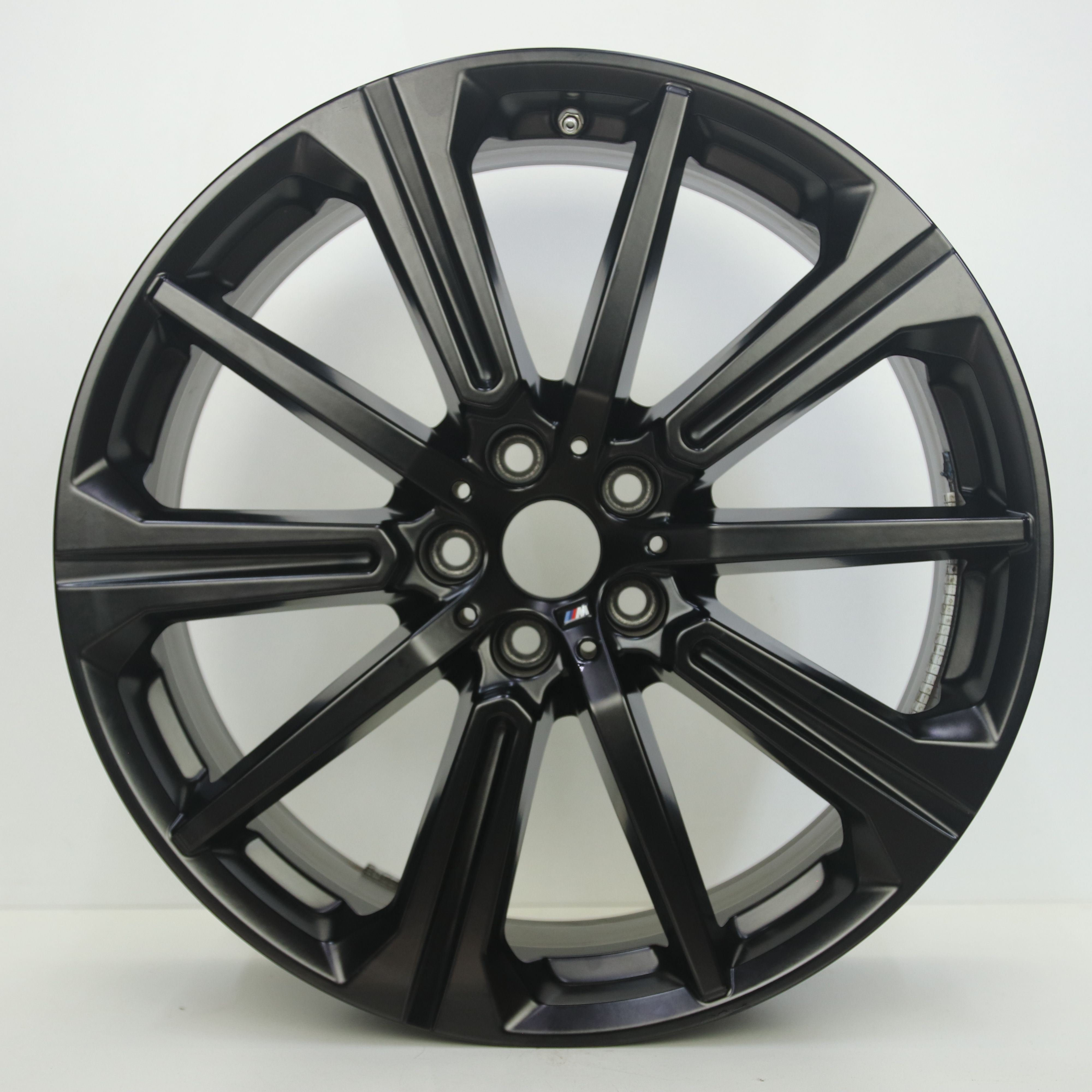 IN1003306 Originele 20 inch lichtmetalen BMW X5 styling 748 velgen 9.00X20 5X112 ET35.0 NB66.60 Mat zwart