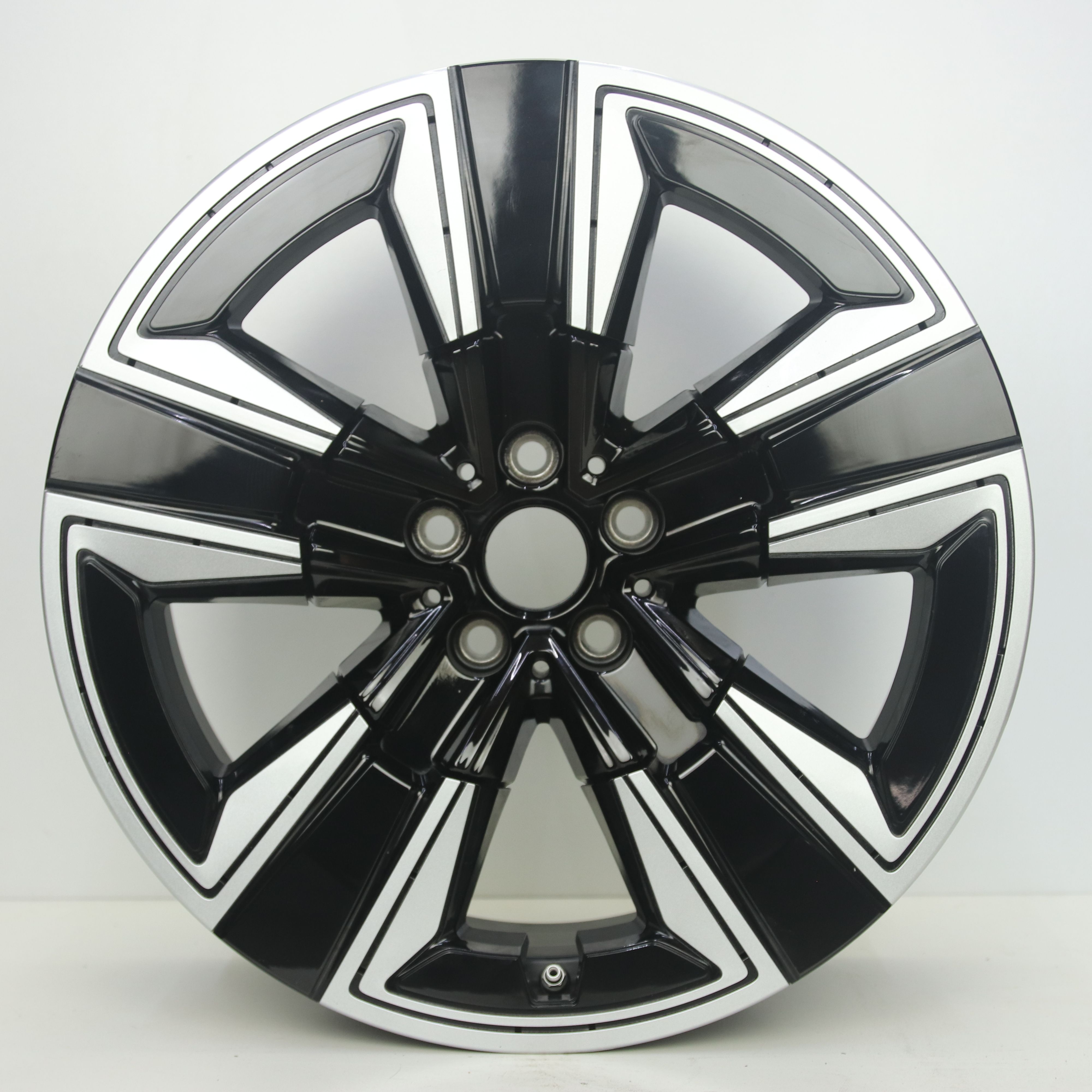 OS1008462 Originele 19 inch lichtmetalen BMW iX3 styling 842 velgen 8.00X19 5X112 ET34.0 NB66.60 Zwart gepolijst