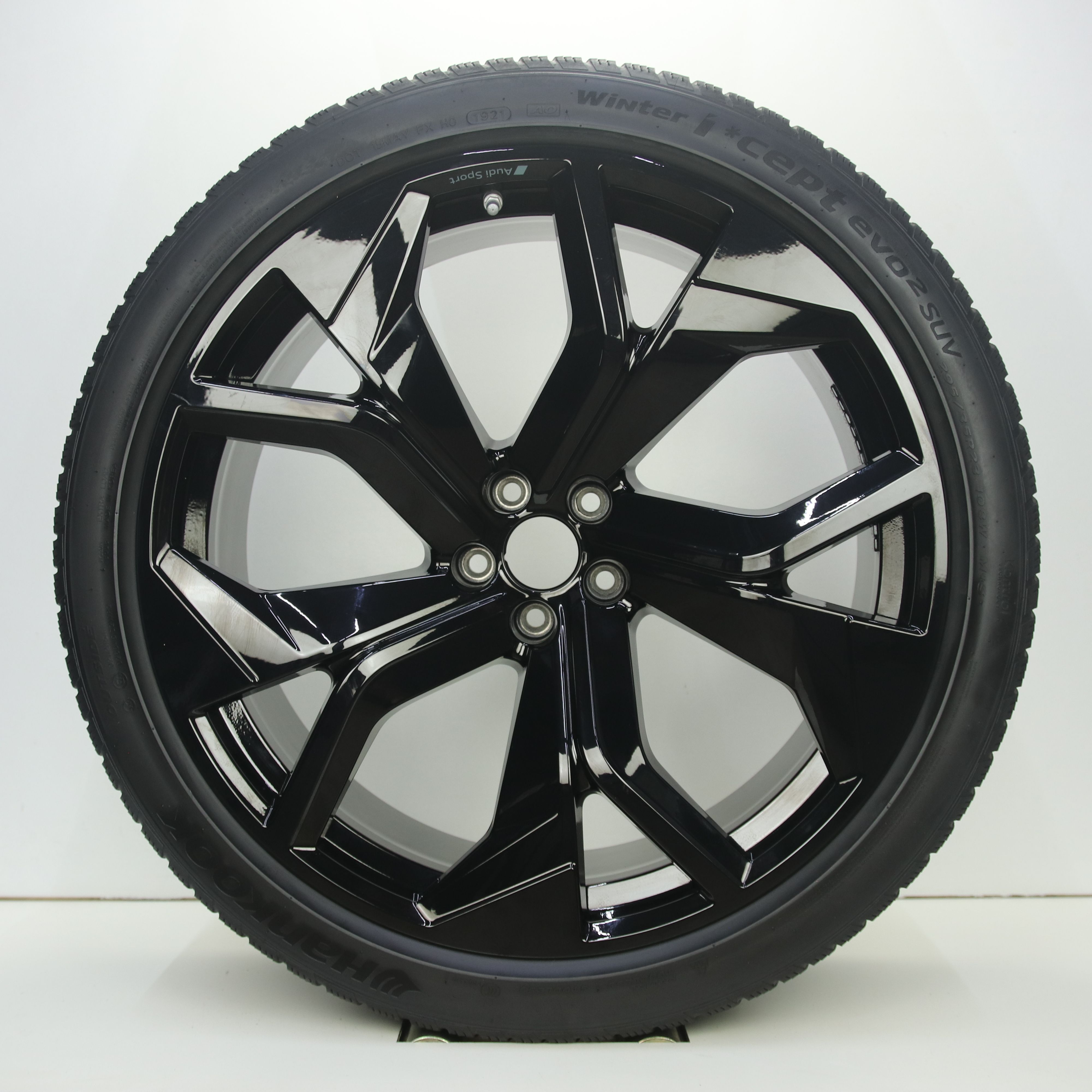 IN1003308 Originele 23 inch lichtmetalen Audi SQ8 velgen 10.50X23 5X112 ET18.0 NB66.60 Zwart