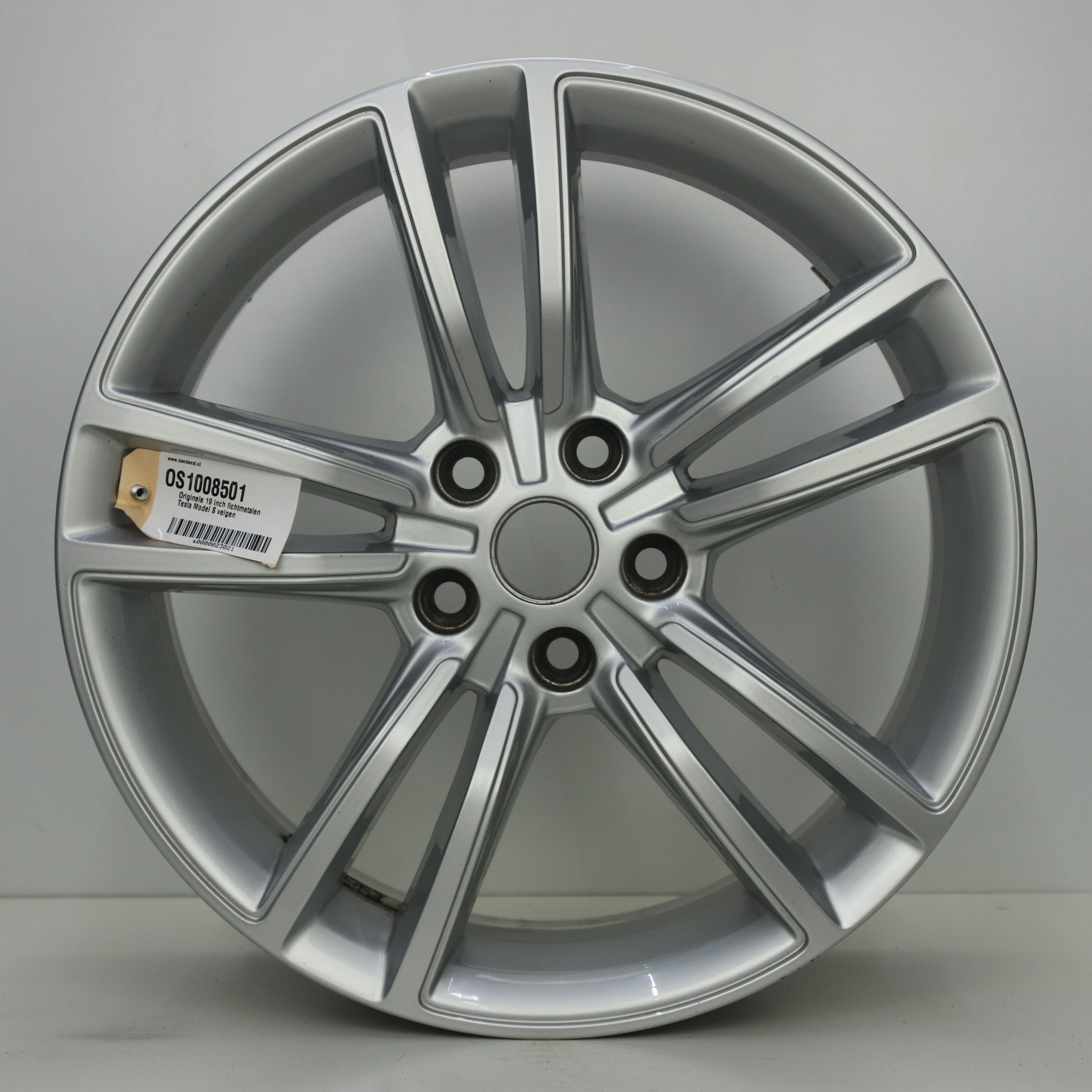 OS1008501 Originele 19 inch lichtmetalen Tesla Model S velgen 8.00X19 5X120 ET40.0 NB64.10 Zilver