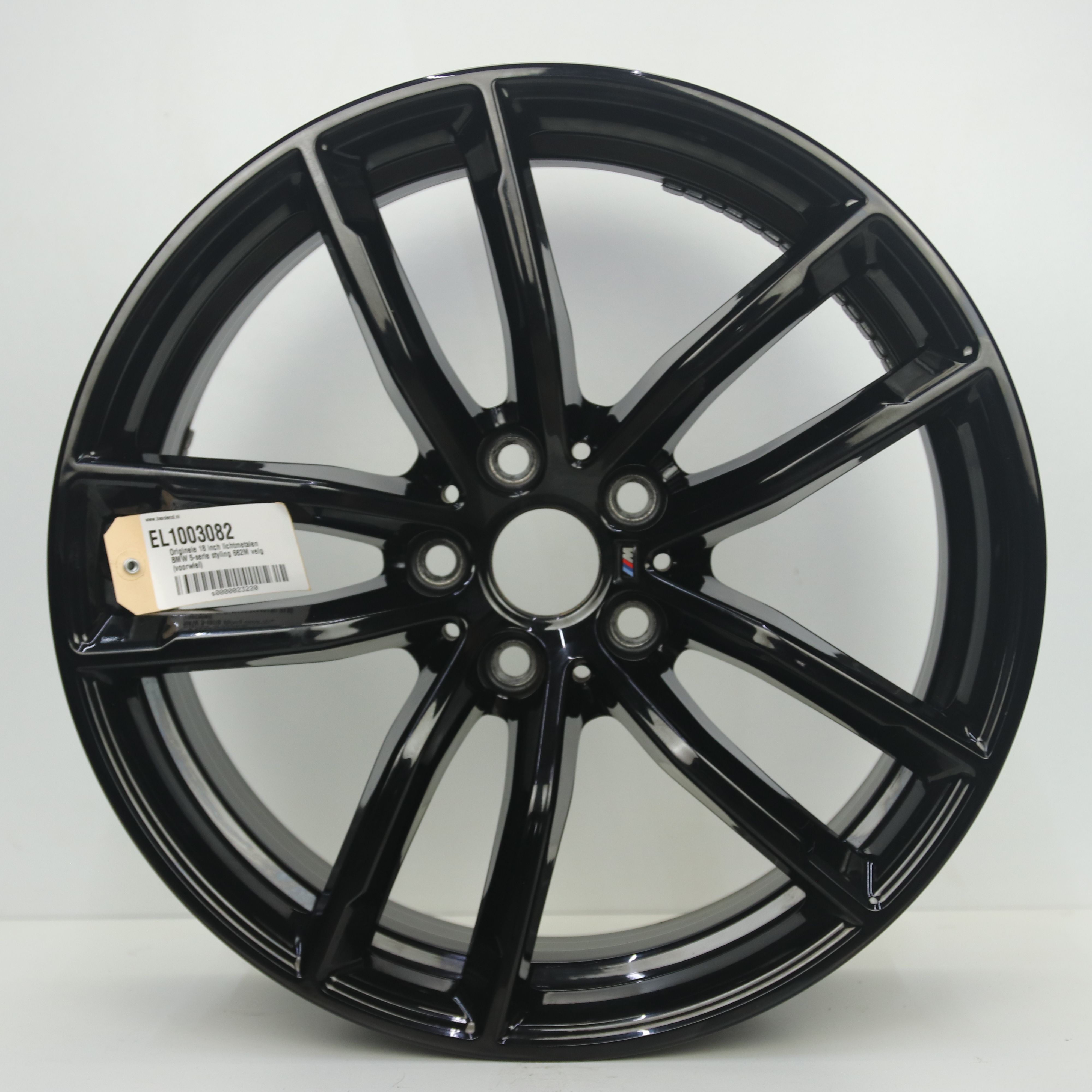 EL1003082 Originele 18 inch lichtmetalen BMW 5-serie styling 662M velg (voorwiel) 8.00X18 5X112 ET30.0 NB66.60 Zwart