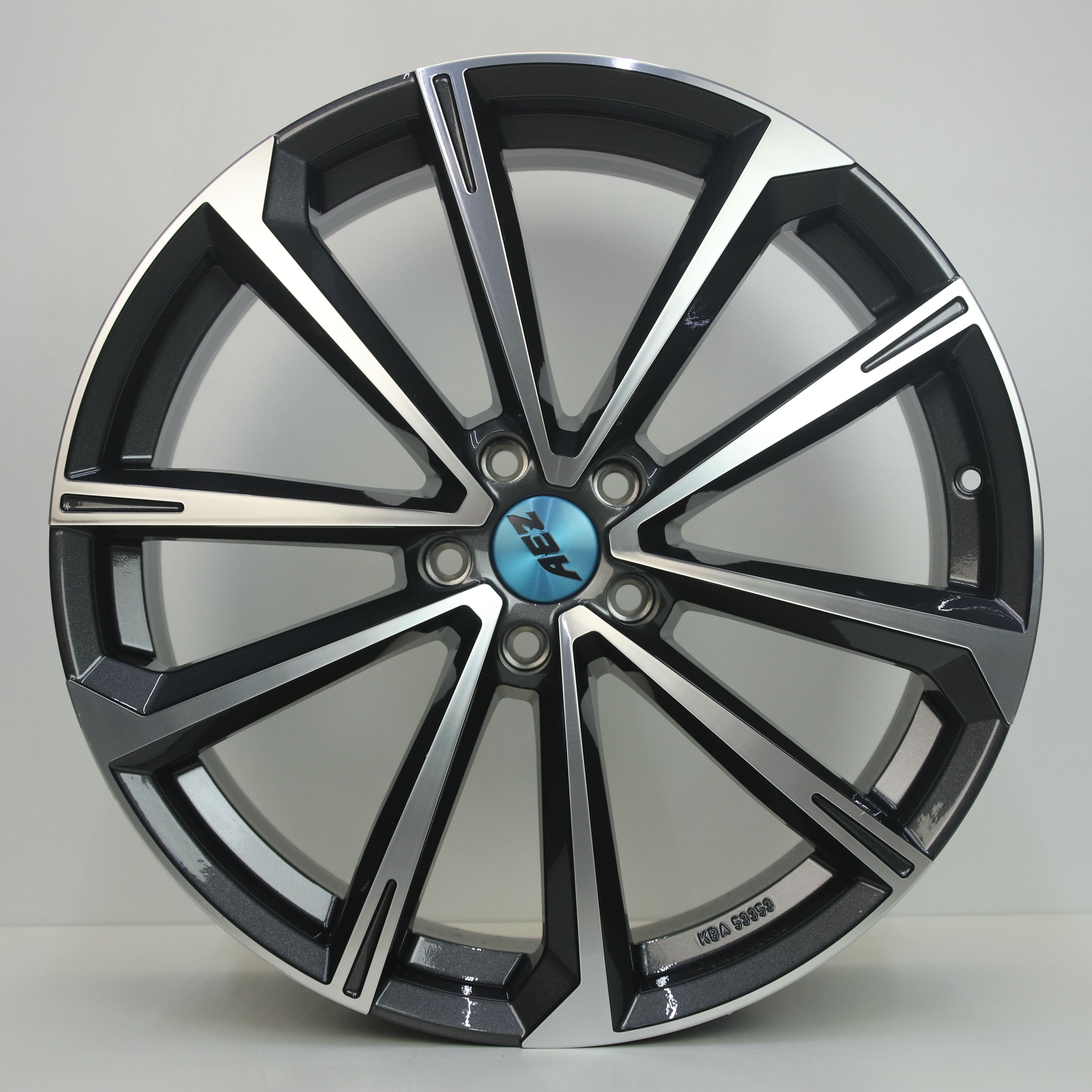 OS1007436 Set 20 inch lichtmetalen AEZ velgen 8.50X20 5X112 ET35.0 NB70.10 Antraciet gepolijst