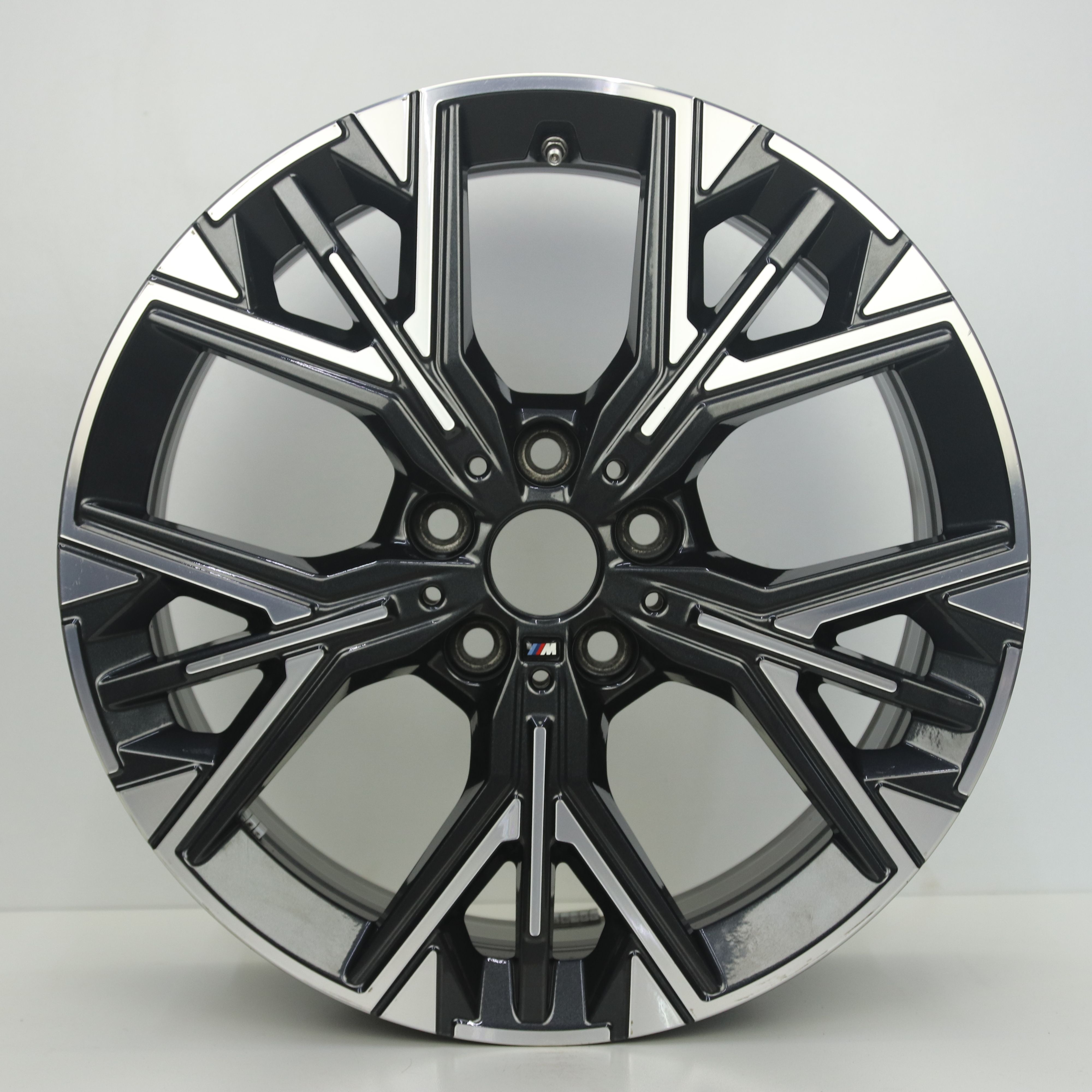 OS1008232 Originele 18 inch lichtmetalen BMW 1-serie styling 975M velgen 8.00X18 5X112 ET54.0 NB66.60 Antraciet Gepolijst
