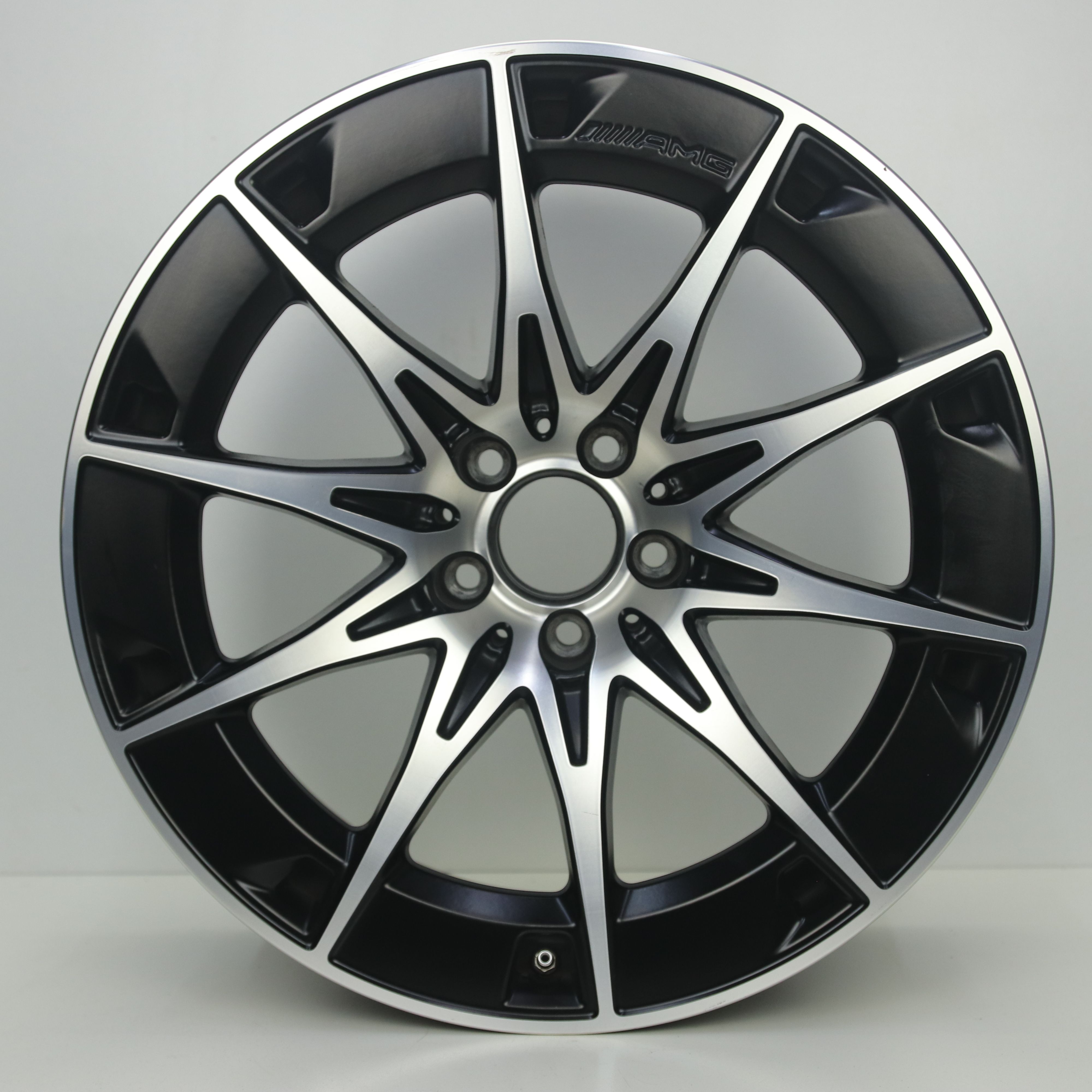 OS1007892 Originele 19 inch lichtmetalen Mercedes-Benz CLE 53 AMG velgen (Breedset) 9.50X19 5X112 ET19.0 NB66.60 Mat zwart gepolijst