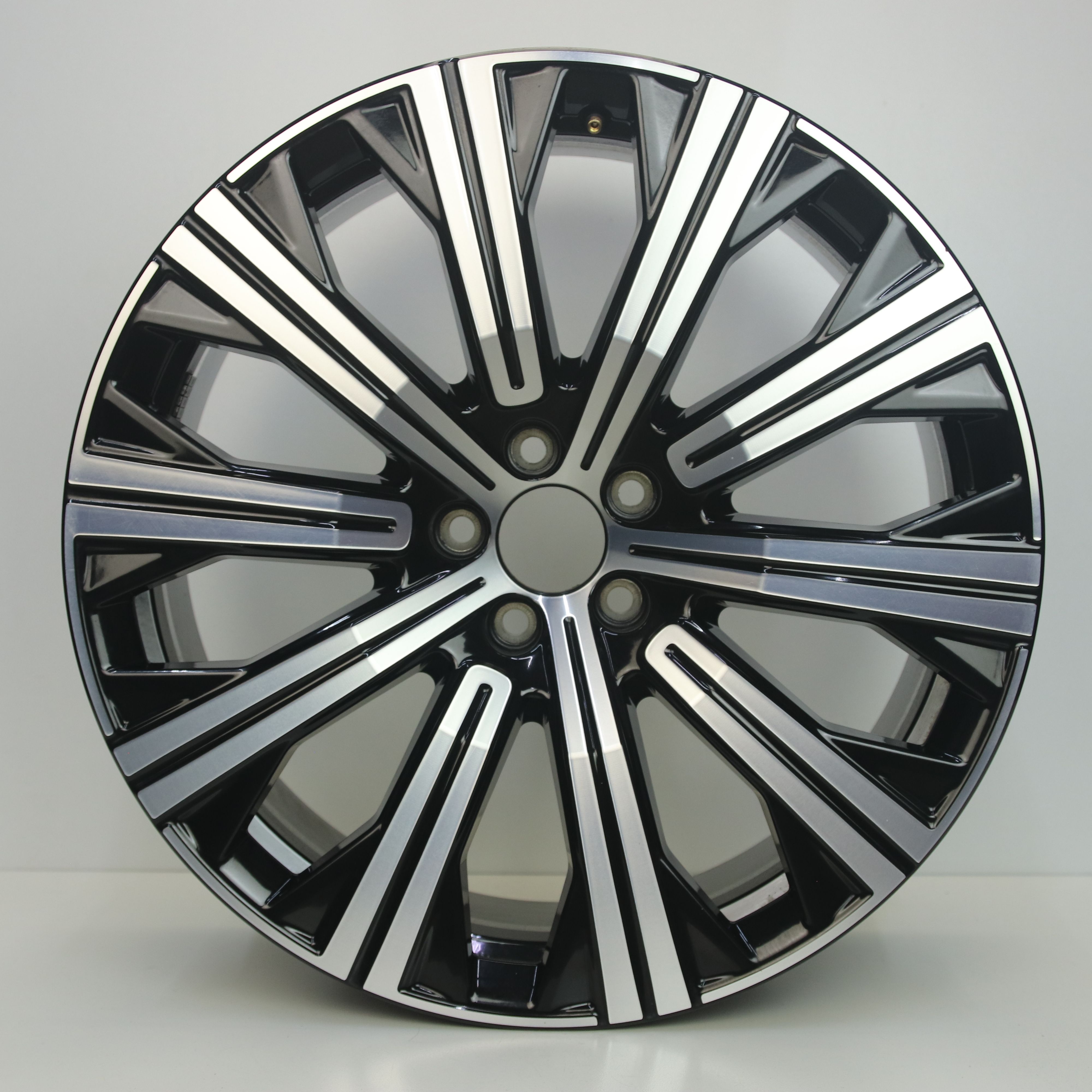 OS1007225 Originele 20 inch lichtmetalen Volvo XC90 velgen 9.00X20 5X108 ET38.5 NB63.40 Zwart gepolijst