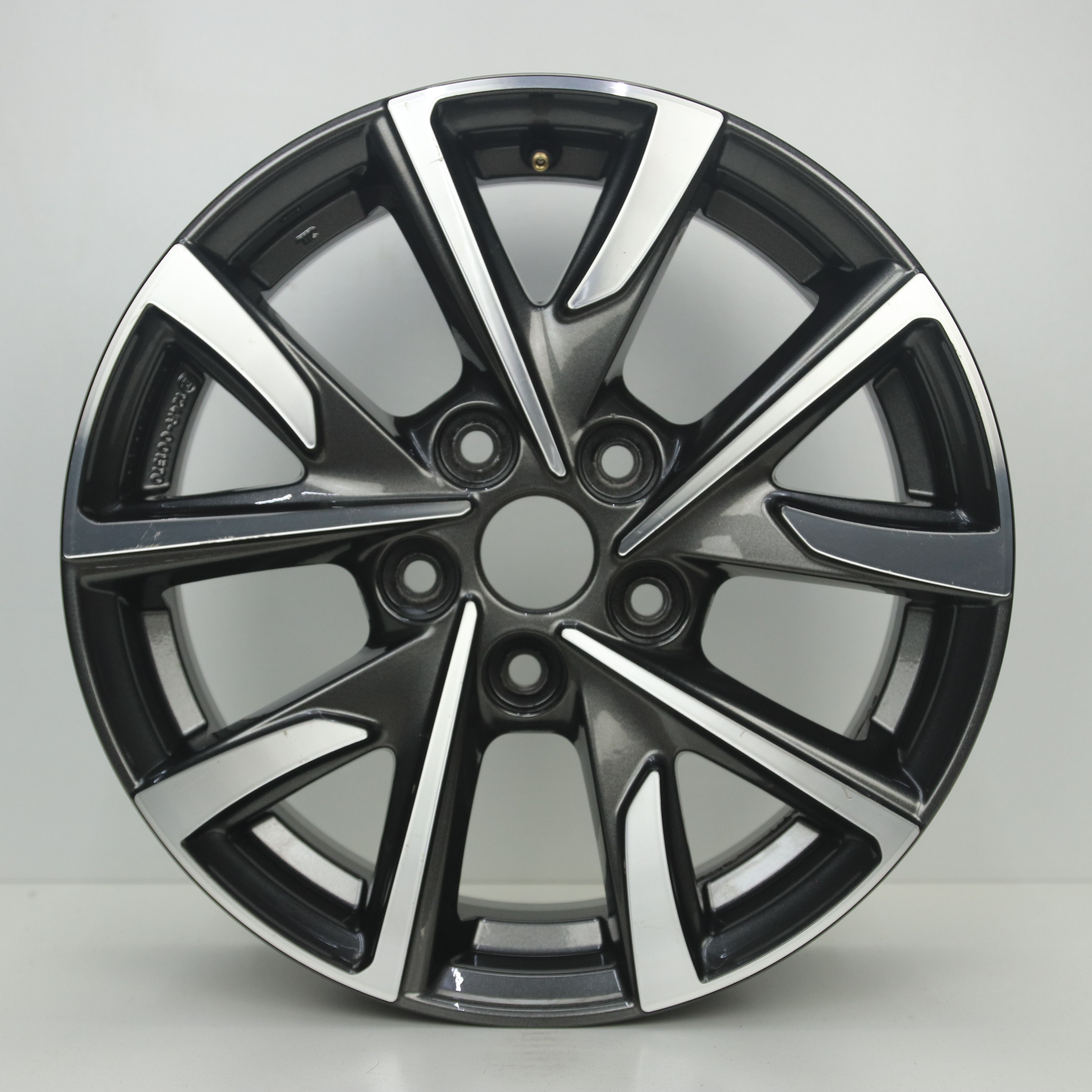 OS1007717 Originele 16 inch lichtmetalen Mazda CX-3 velgen 6.50X16 5X114.3 ET50.0 NB67.10 Antraciet Gepolijst