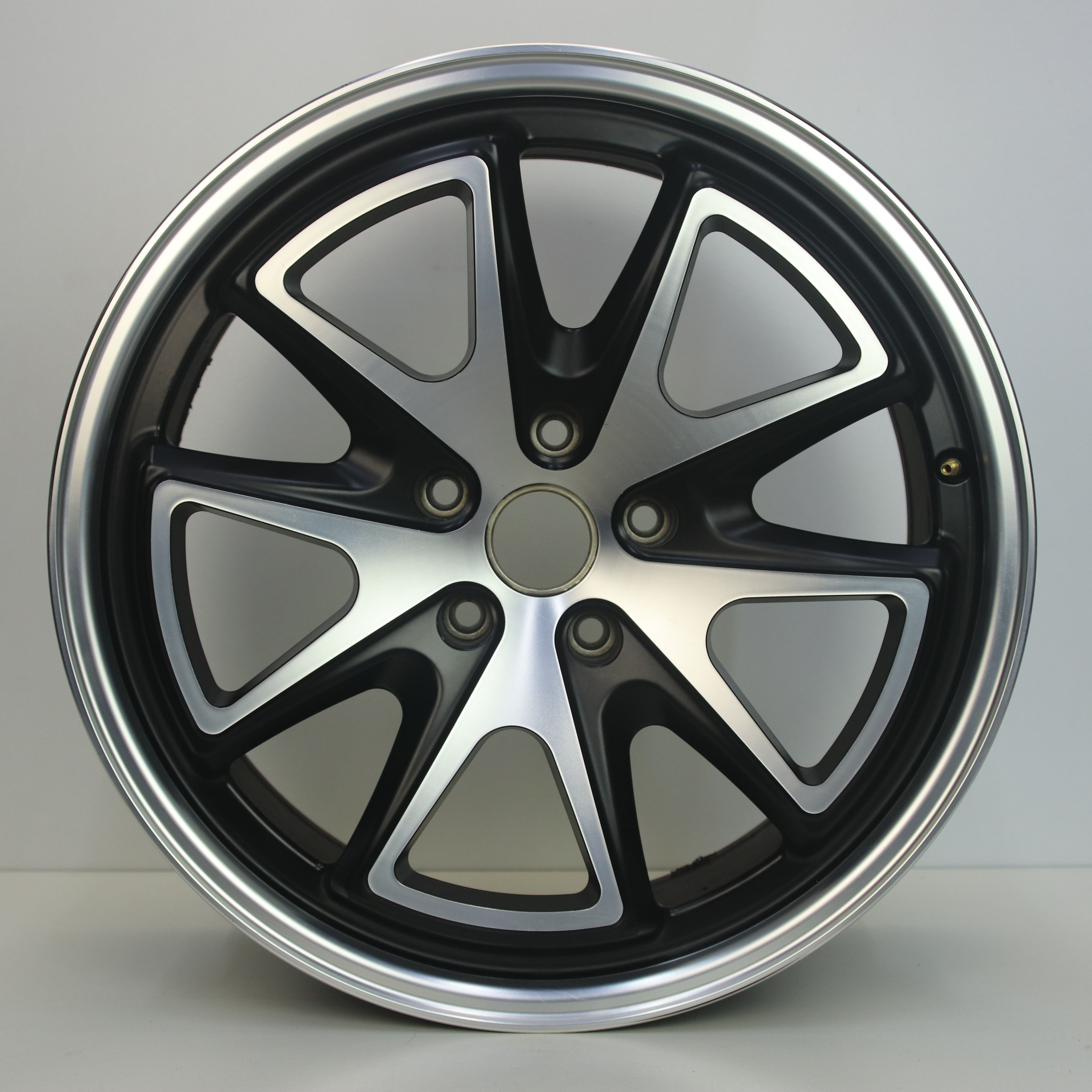 IN1002958 Set 20 inch lichtmetalen Universele velgen geschikt voor Jeep Wrangler 9.00X20 5X127 ET25.0 NB71.60 Mat zwart gepolijst