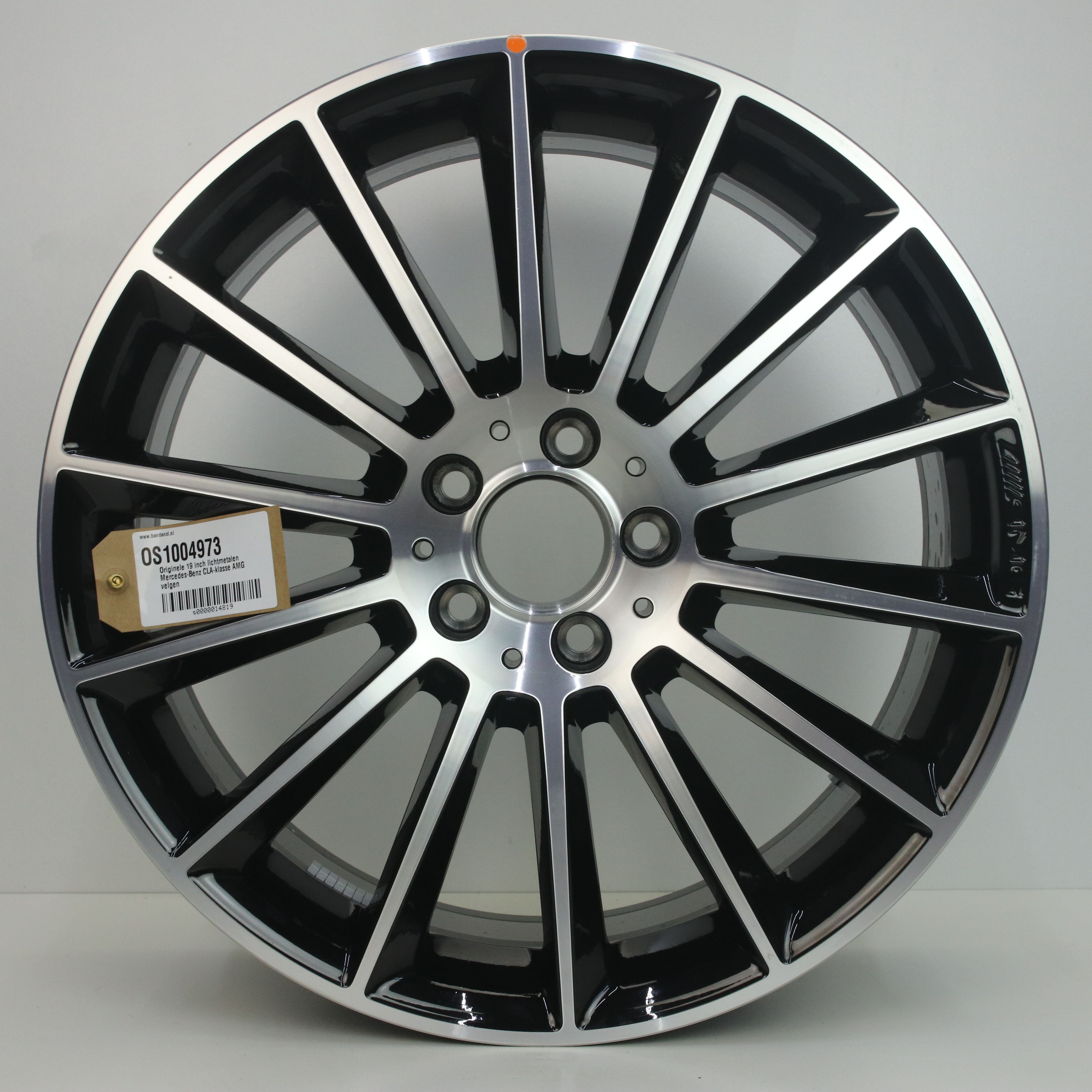 OS1004973 Originele 19 inch lichtmetalen Mercedes-Benz CLA-klasse AMG velgen 8.50X19 5X112 ET55.2 NB66.60 Zwart gepolijst