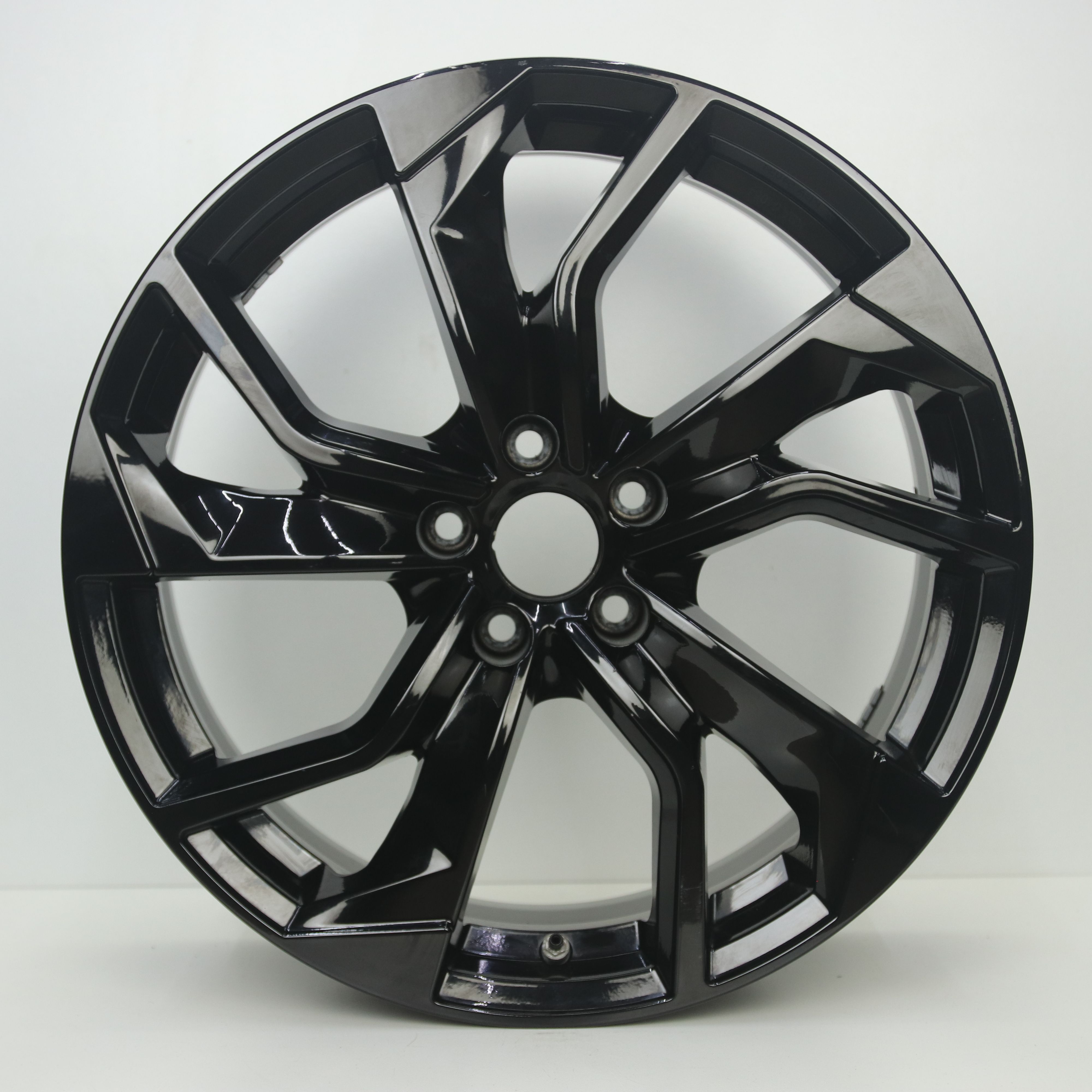 OS1007651 Set 19 inch lichtmetalen GMP Rebel velgen 8.50X19 5X112 ET25.0 NB66.50 Zwart