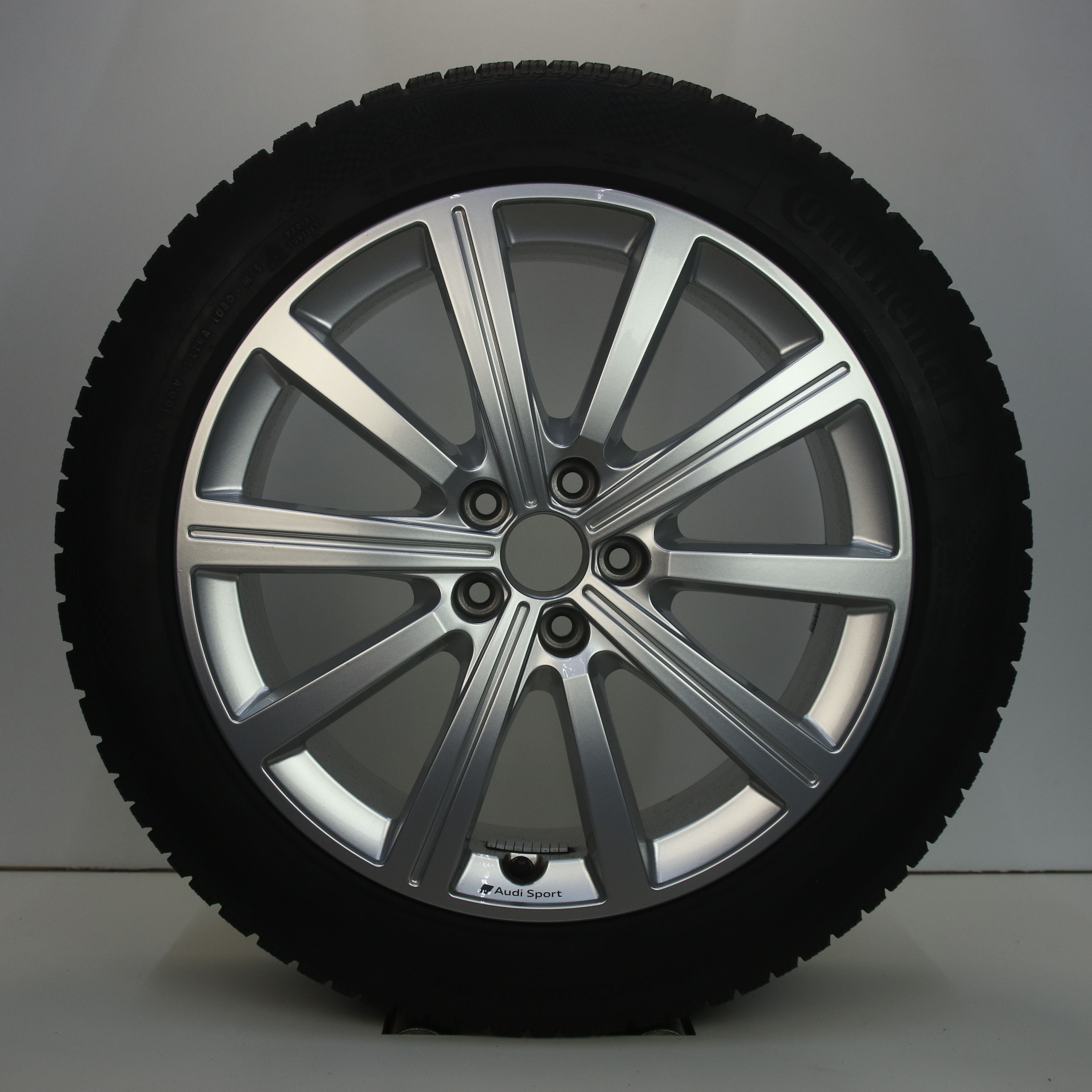 OS1007581 Originele 19 inch lichtmetalen Audi RSQ3 velgen 7.50X19 5X112 ET38.0 NB57.10 Zilver