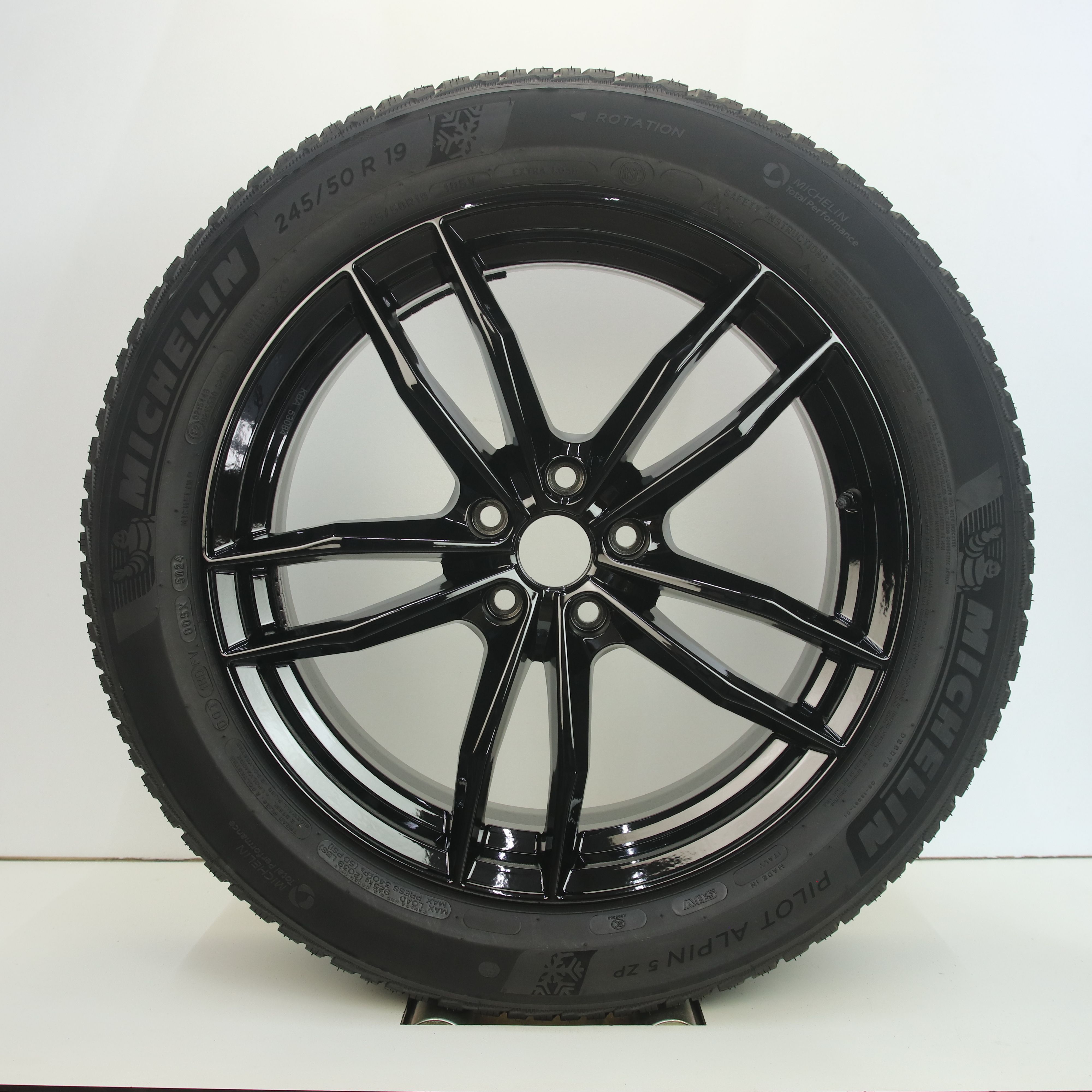 IN1002938 Set 19 inch lichtmetalen GMP Swan velgen 8.00X19 5X112 ET30.0 NB66.60 Zwart