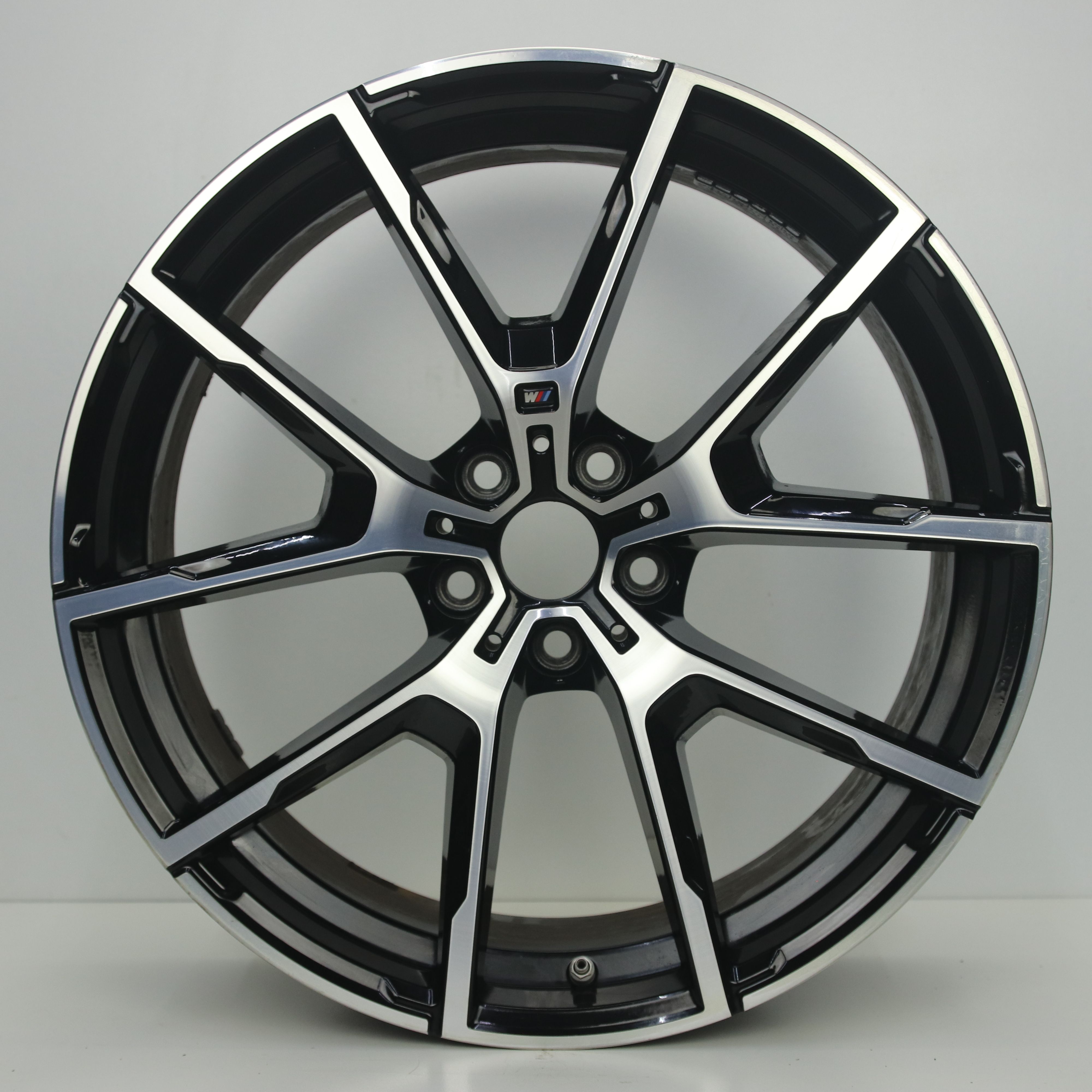 OS1007928 Originele 20 inch lichtmetalen BMW 8-serie styling 728M velgen (breedset) 8.00X20 5X112 ET26.0 NB66.60 Zwart gepolijst