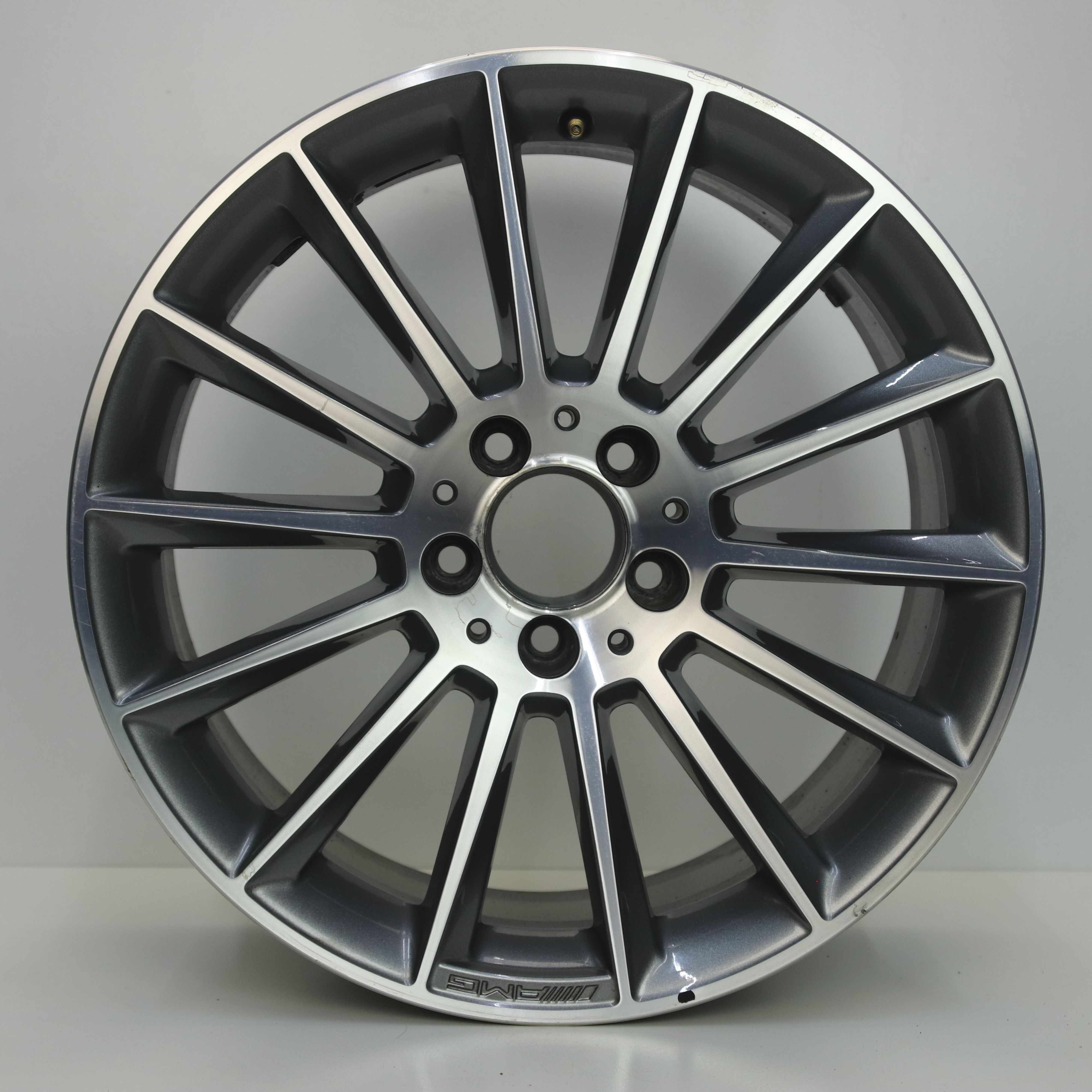 OS1007346 Originele 18 inch lichtmetalen Mercedes-Benz SLK-Klasse velgen (breedset) 8.00X18 5X112 ET43.0 NB66.60 Antraciet Gepolijst
