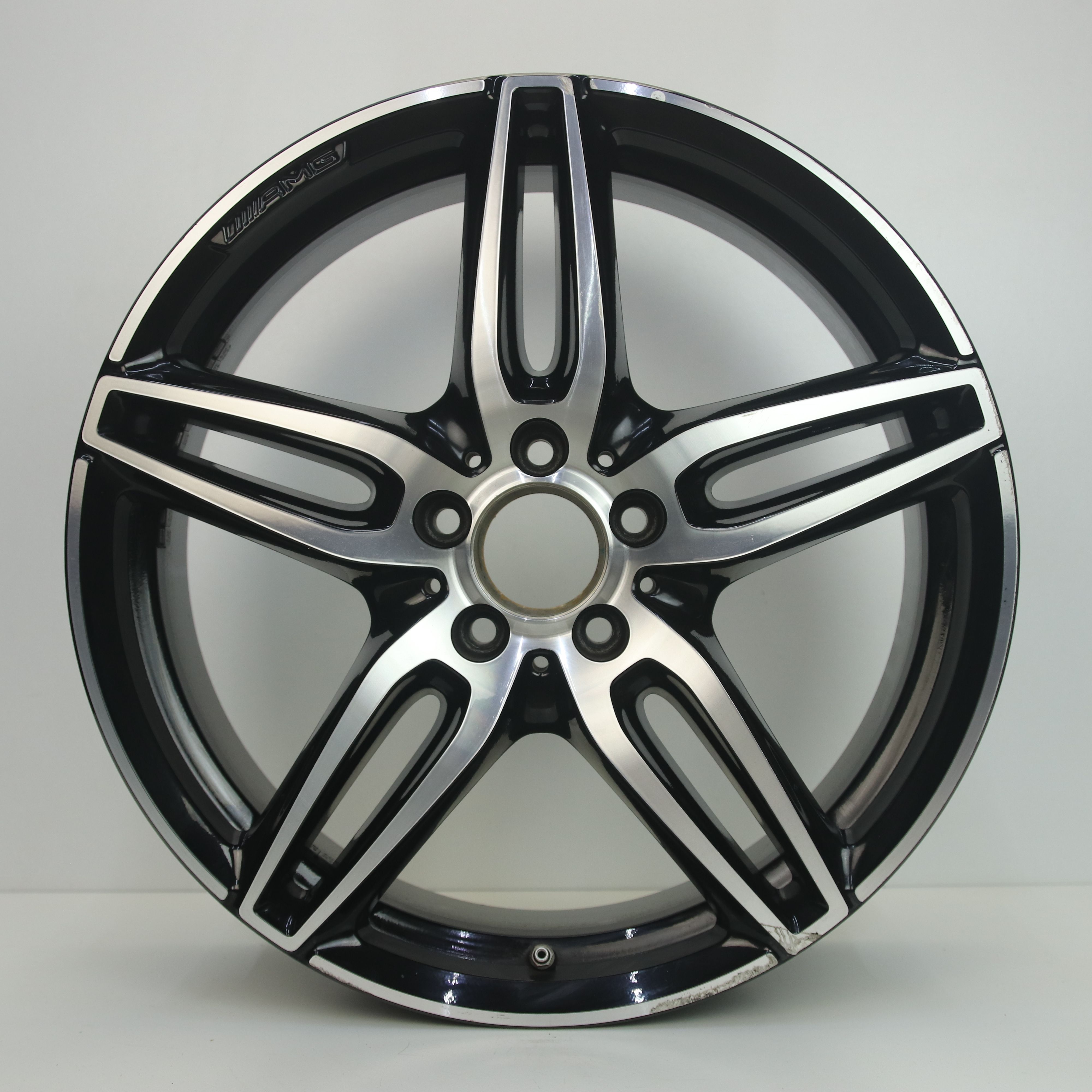 OS1007590 Originele 19 inch lichtmetalen Mercedes-Benz E-klasse AMG velgen (Breedset) 8.00X19 5X112 ET43.0 NB66.60 Zwart gepolijst
