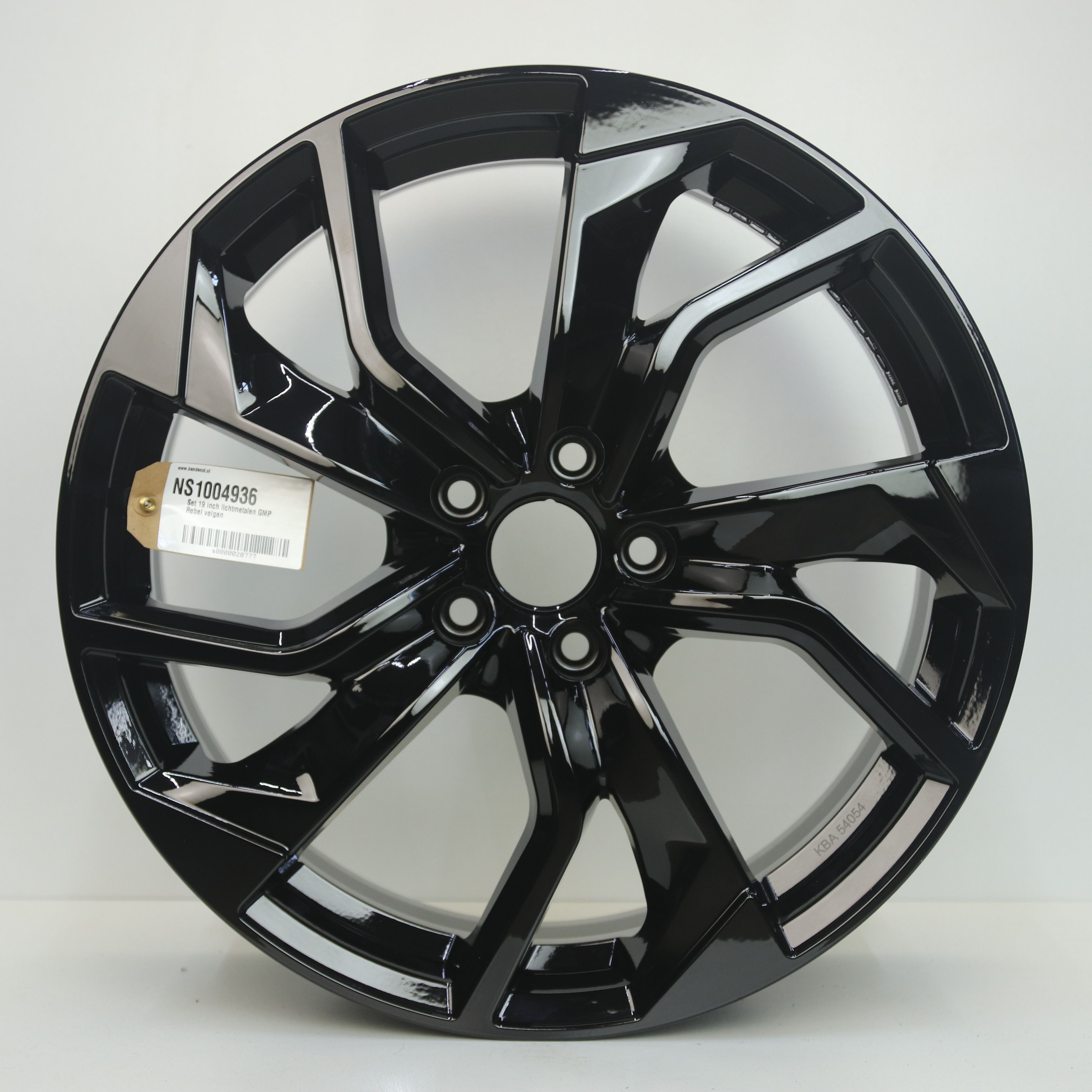 NS1004936 Set 19 inch lichtmetalen GMP Rebel velgen 8.50X19 5X112 ET45.0 NB66.50 Zwart