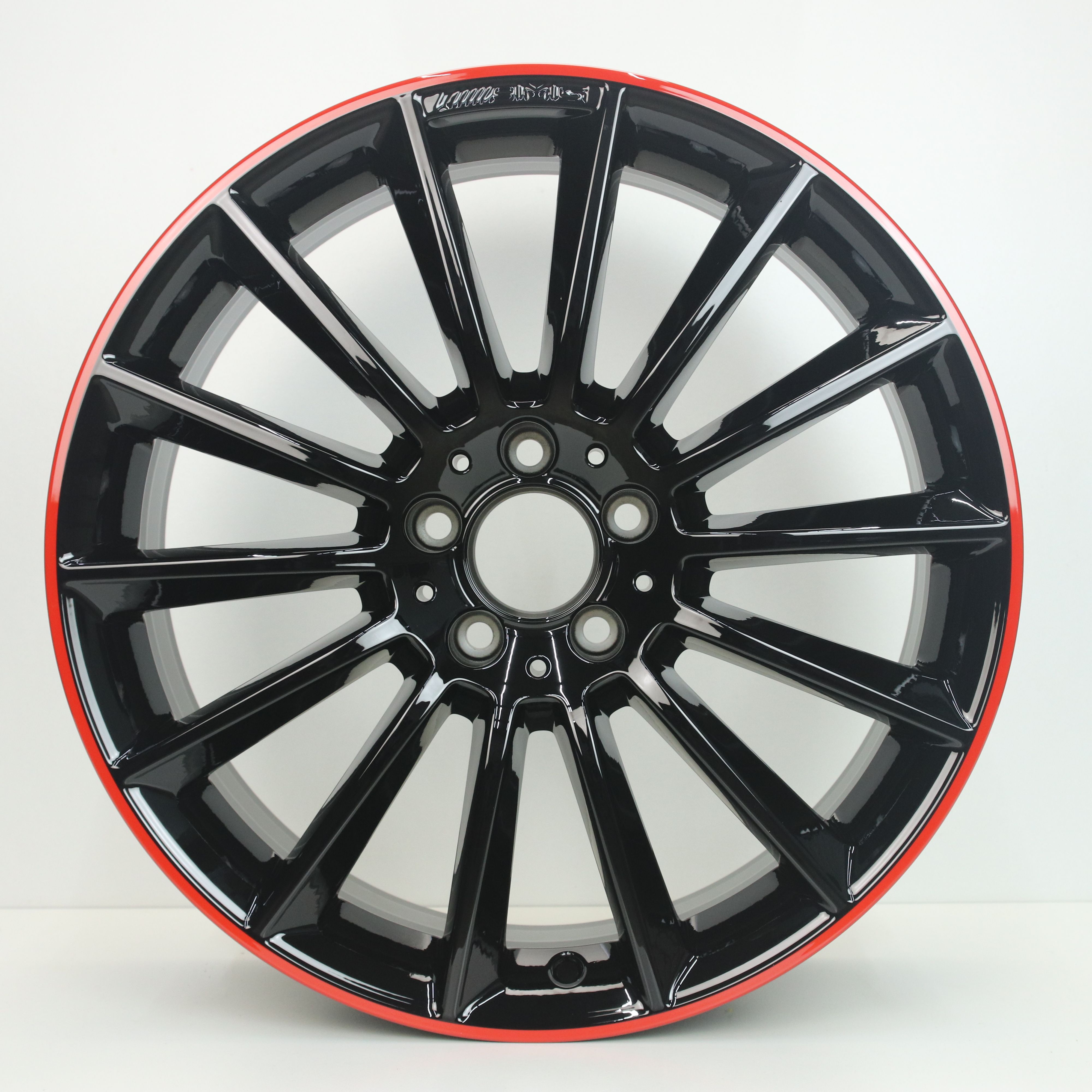 OS1004449 Originele 19 inch lichtmetalen Mercedes-Benz A-Klasse a35 AMG velgen 8.00X19 5X112 ET40.0 NB66.60 Zwart met rode rand