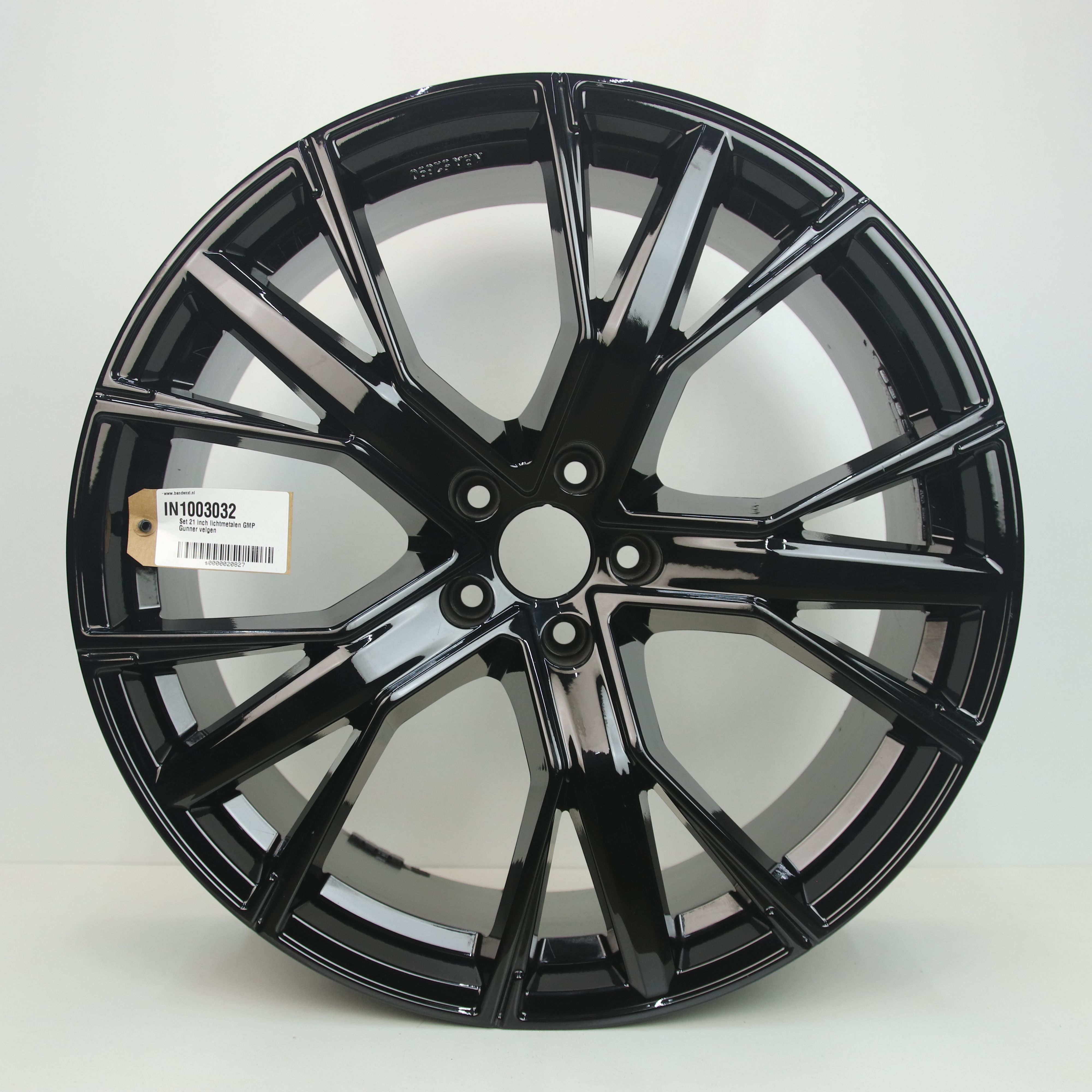 IN1003032 Set 21 inch lichtmetalen GMP Gunner velgen 10.00X21 5X112 ET19.0 NB66.60 Zwart