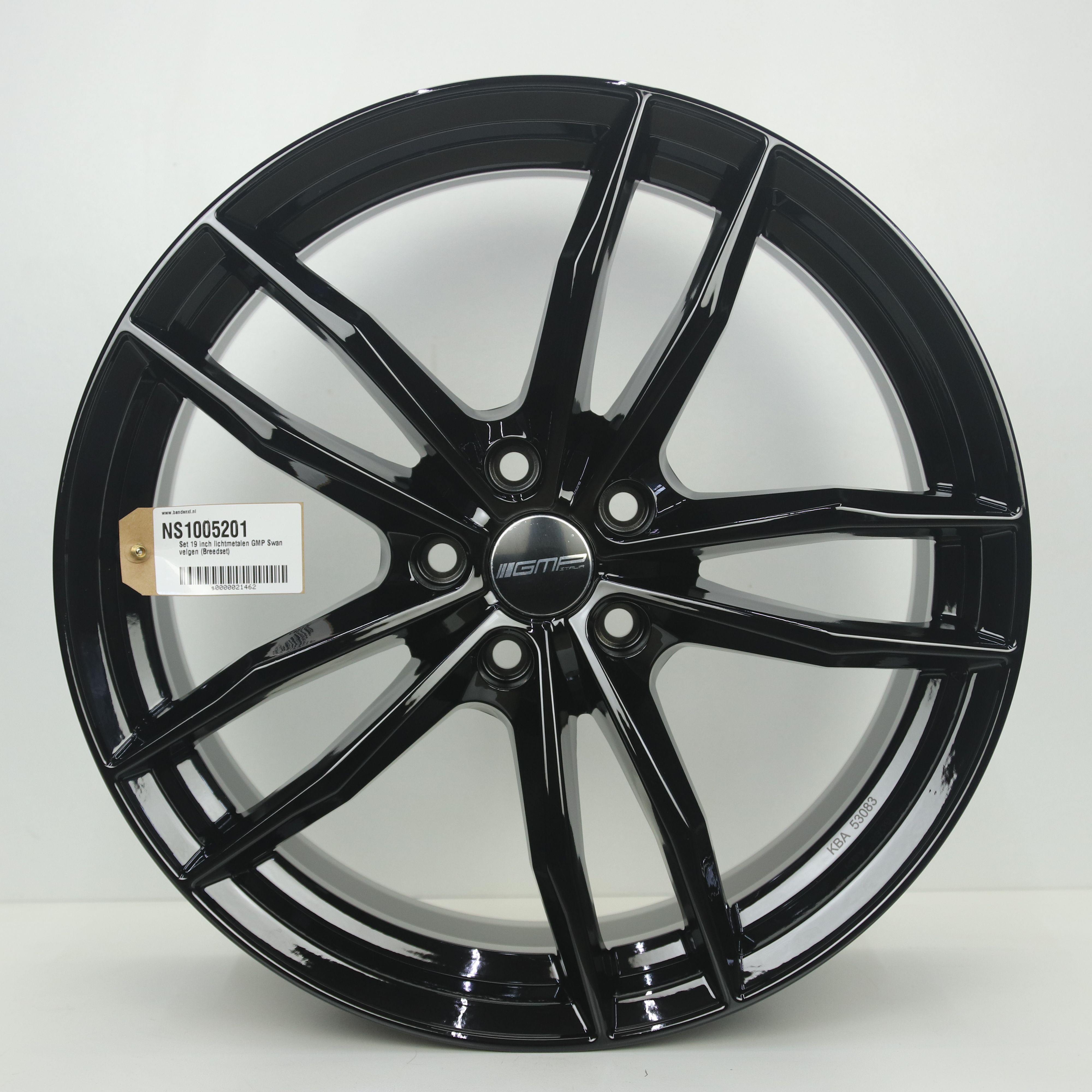 NS1005201 Set 19 inch lichtmetalen GMP Swan velgen (Breedset) 8.00X19 5X112 ET30.0 NB66.60 Zwart