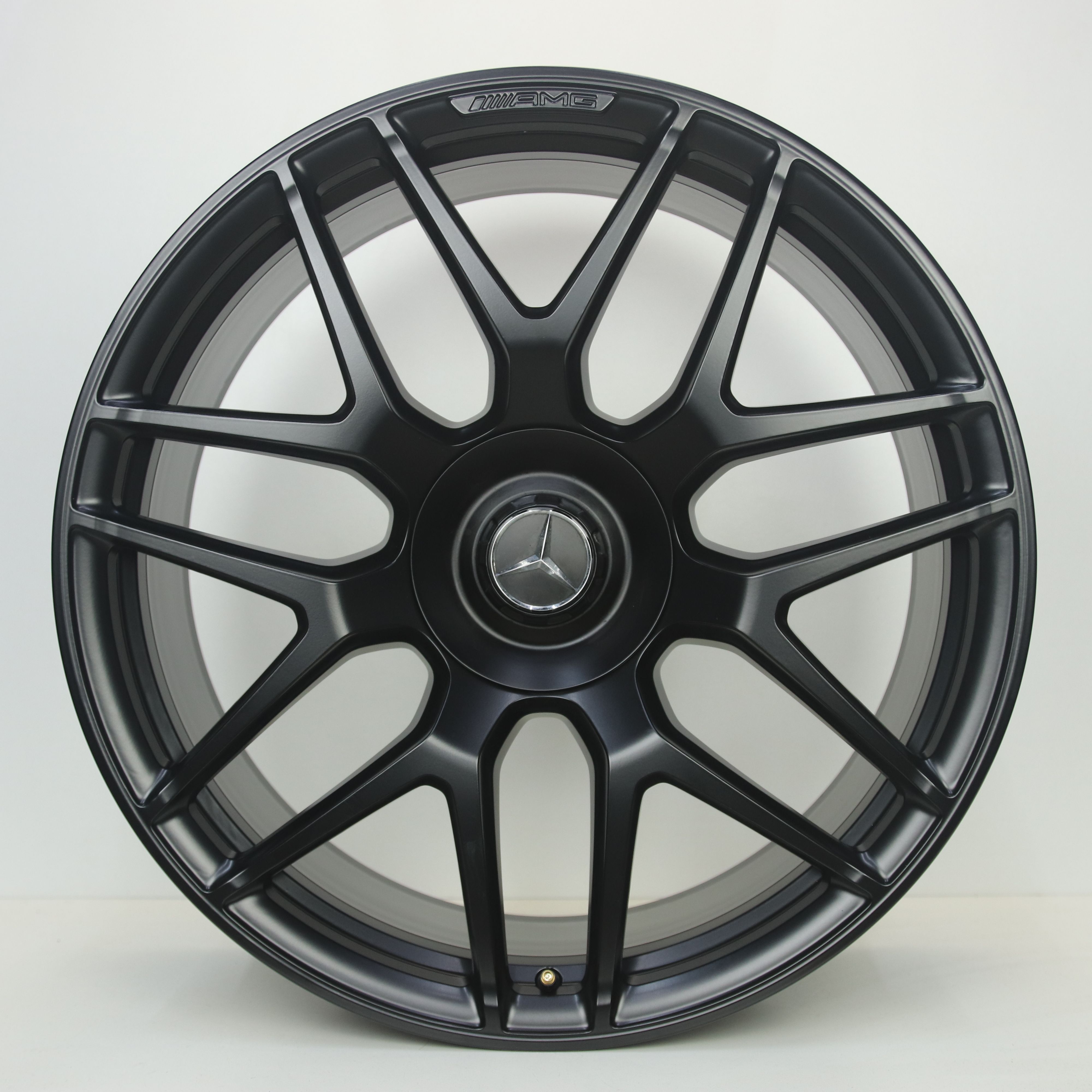 OS1007639 Originele 22 inch lichtmetalen Mercedes-Benz G-klasse G63 AMG velgen 10.00X22 5X130 ET39.0 NB84.10 Mat zwart