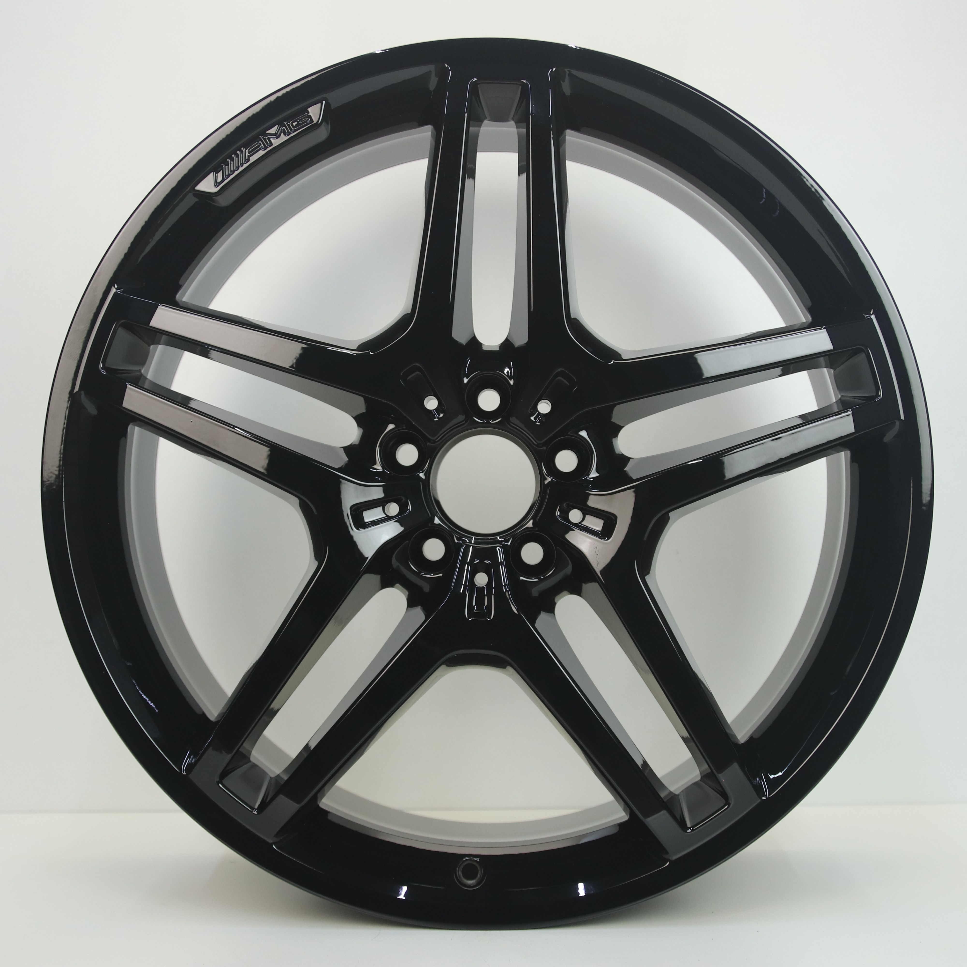 OS1007589 Originele 21 inch lichtmetalen Mercedes-Benz M-Klasse velgen 9.00X21 5X112 ET53.0 NB66.60 Zwart
