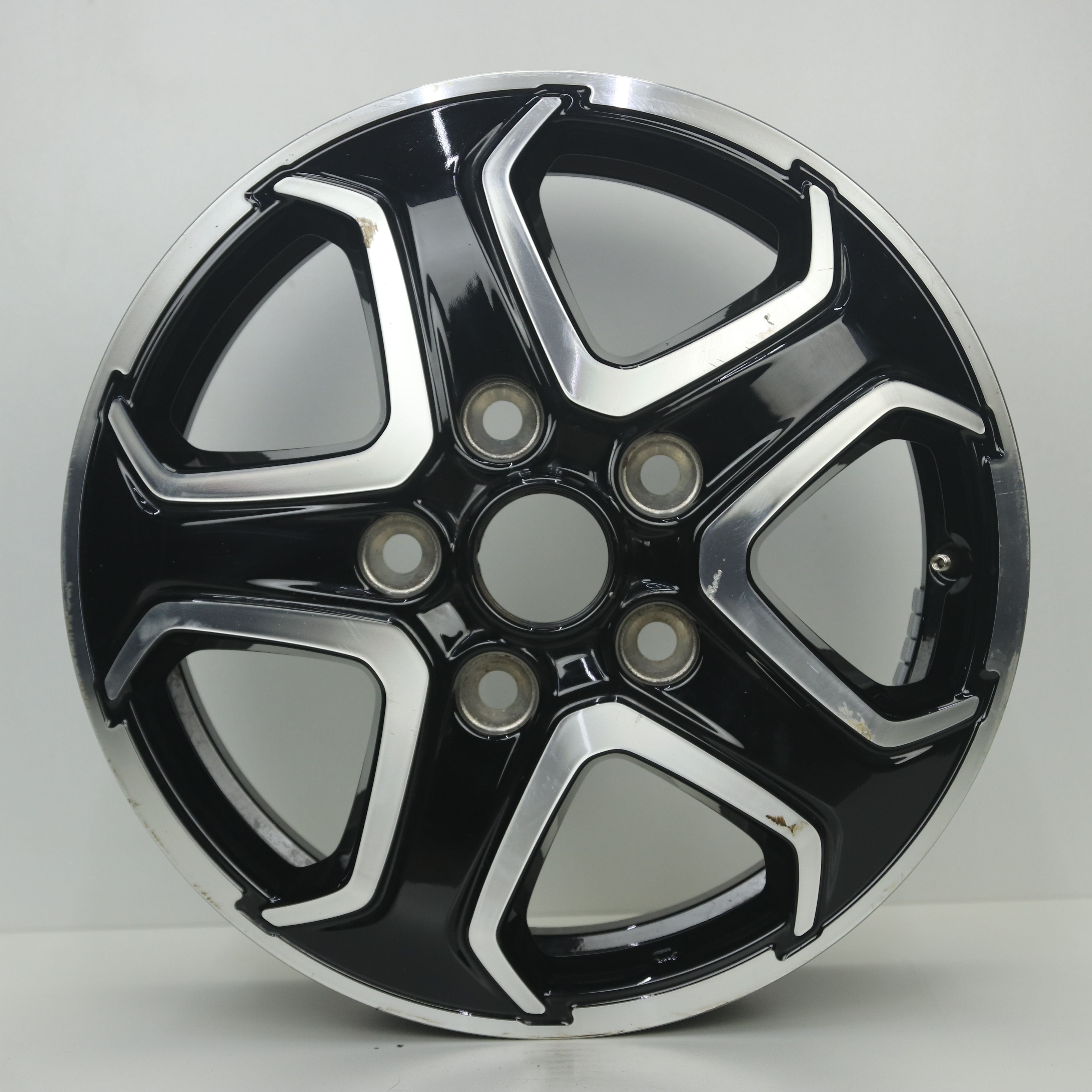 OS1007725 Originele 16 inch lichtmetalen Fiat Ducato Maxi velgen 6.00X16 5X130 ET68.0 NB78.10 Zwart gepolijst