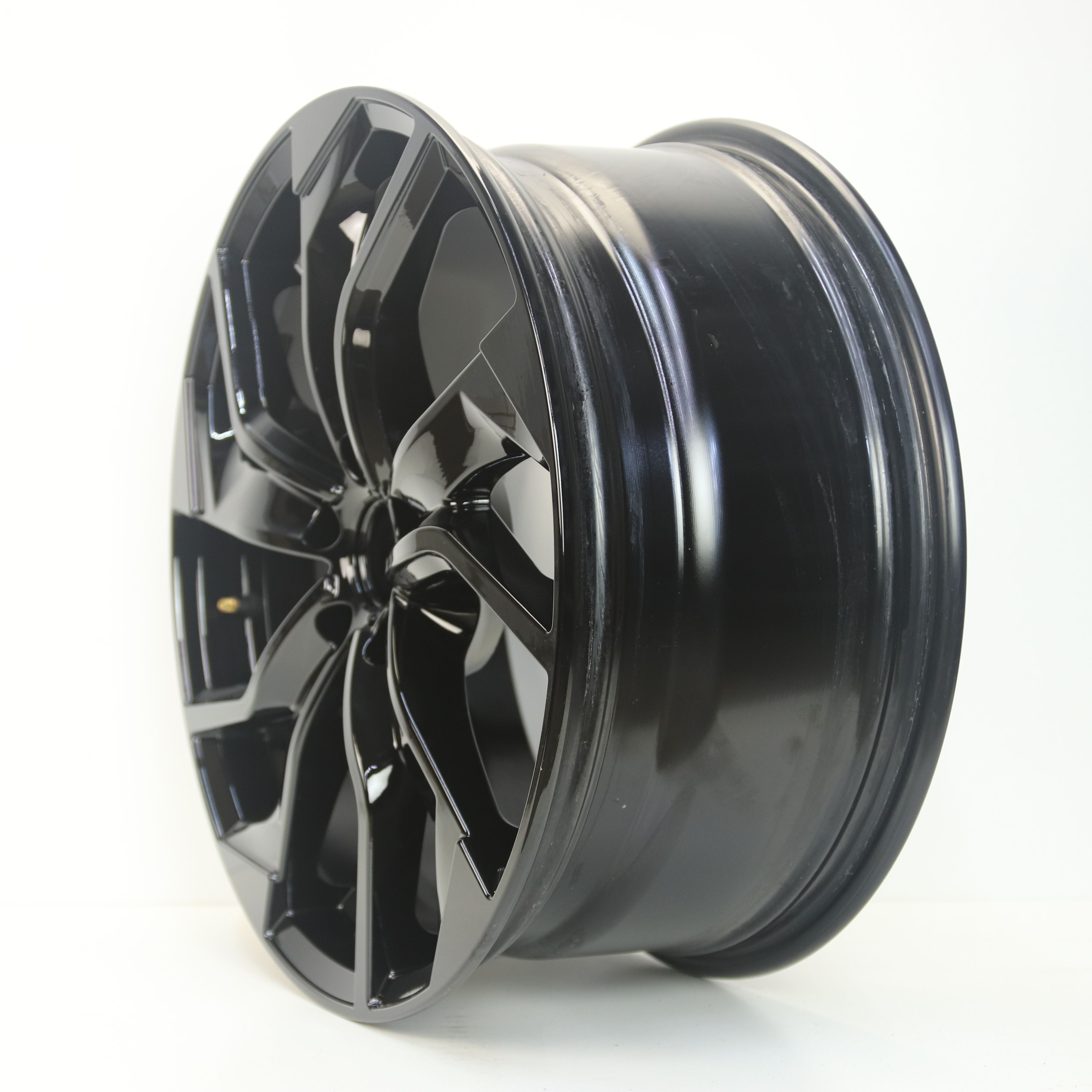 NS1004936 Set 19 inch lichtmetalen GMP Rebel velgen 8.50X19 5X112 ET45.0 NB66.50 Zwart