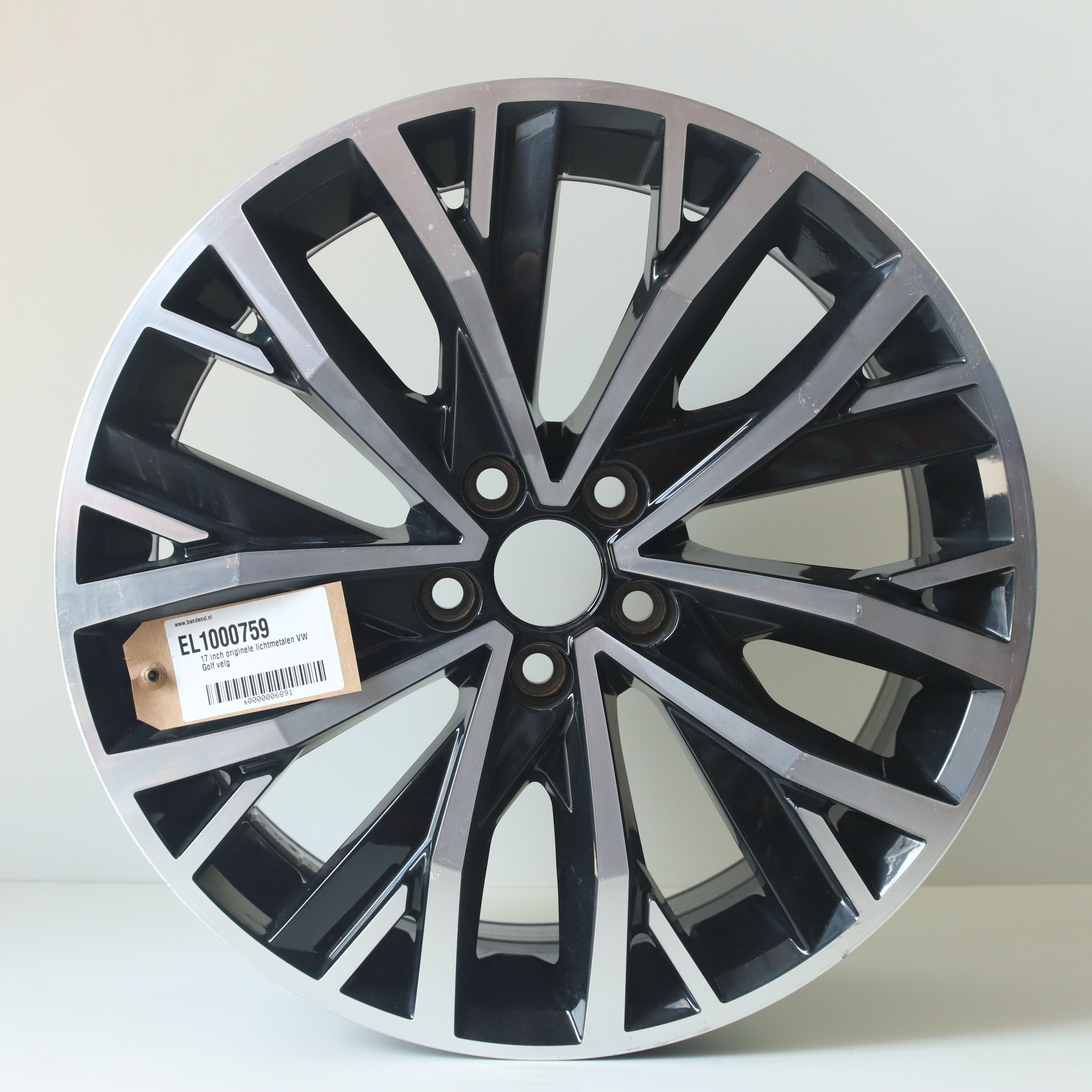 EL1000759 17 inch originele lichtmetalen Volkswagen Golf Liantas velg 6.50X17 5X100 ET40.0 NB57.10 Zwart gepolijst