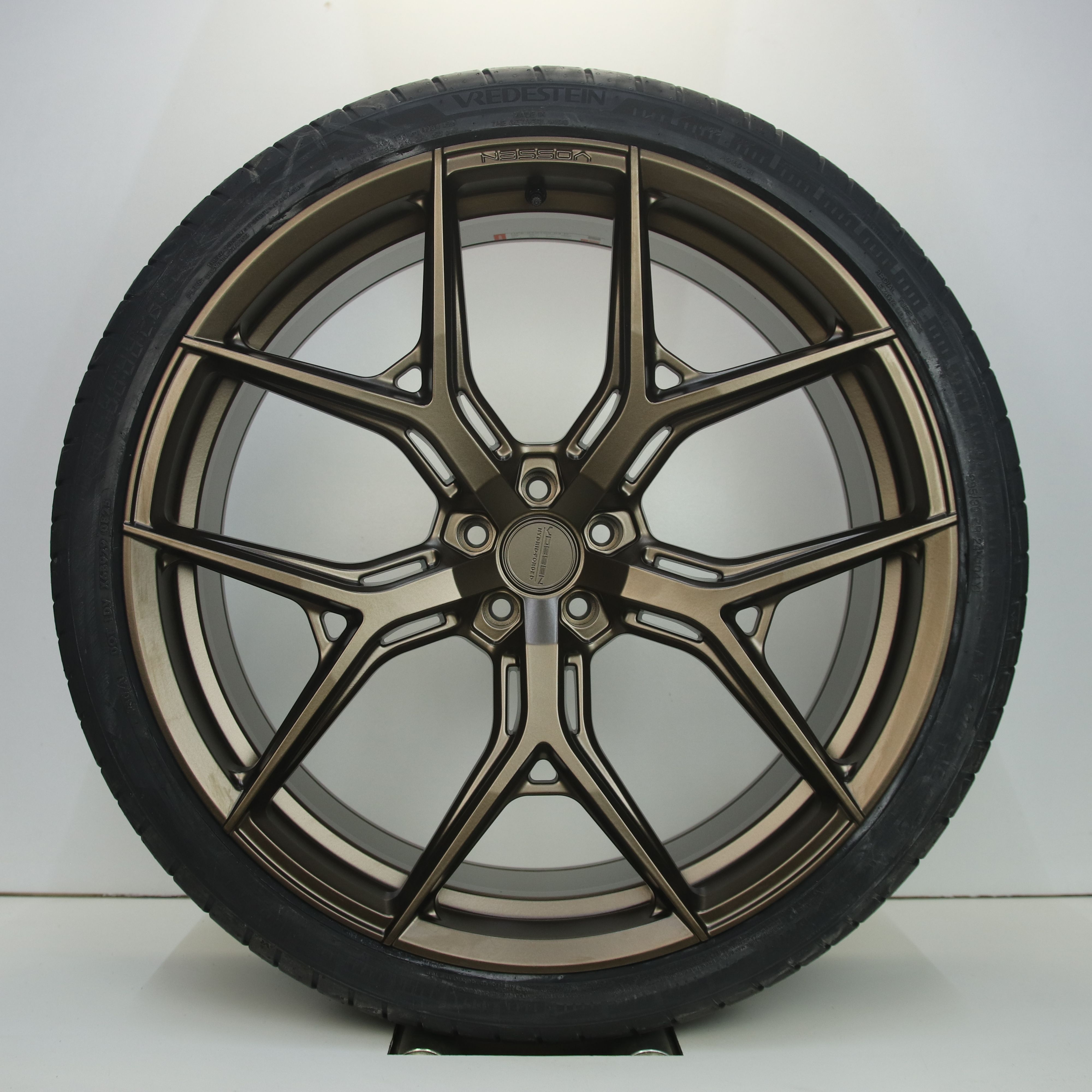 NS1004994 Set 24 inch lichtmetalen Vossen HF-5 velgen 10.00X24 5X112 ET5.0 NB66.50 Mat brons