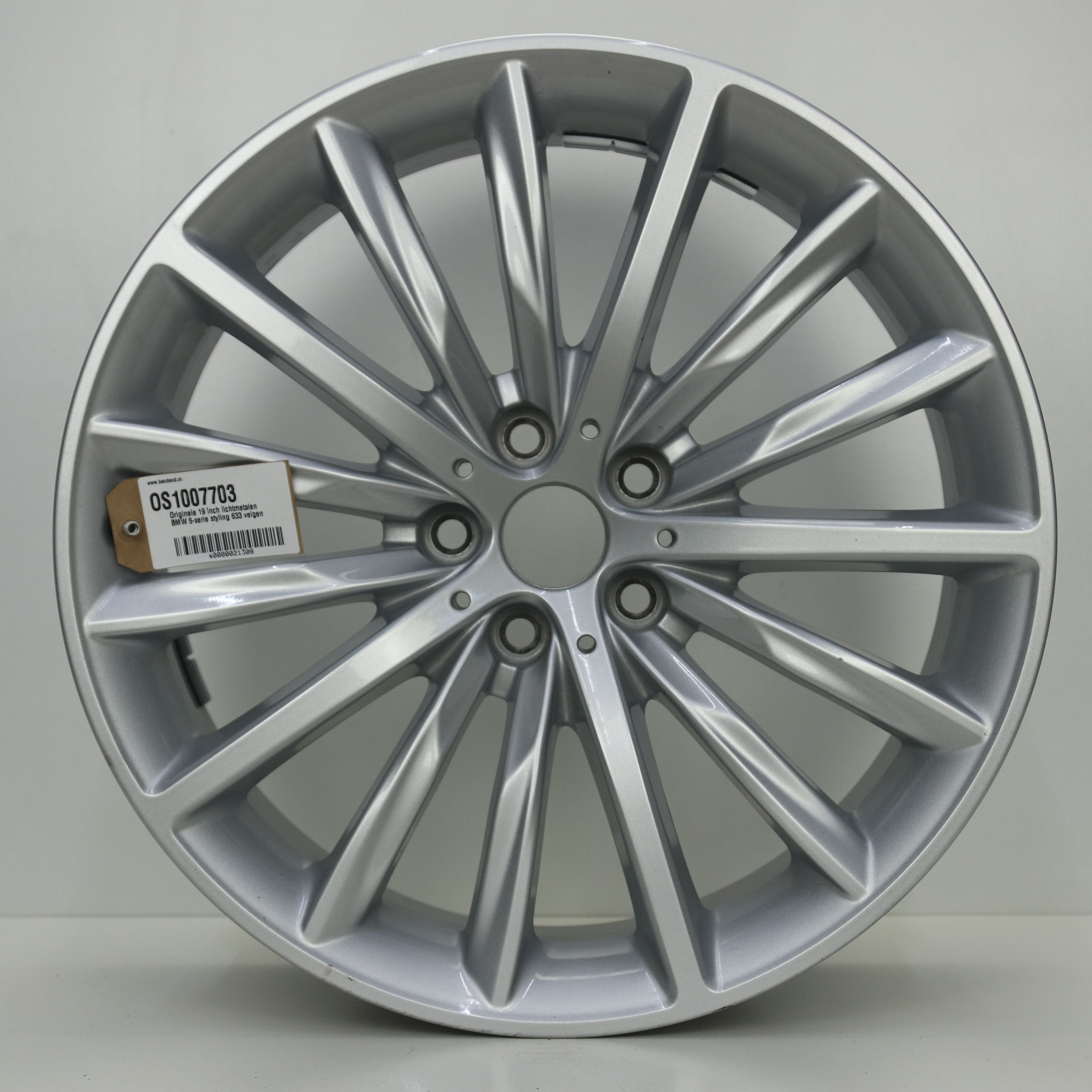 OS1007703 Originele 19 inch lichtmetalen BMW 5-serie styling 633 velgen 8.00X19 5X112 ET30.0 NB66.60 Zilver
