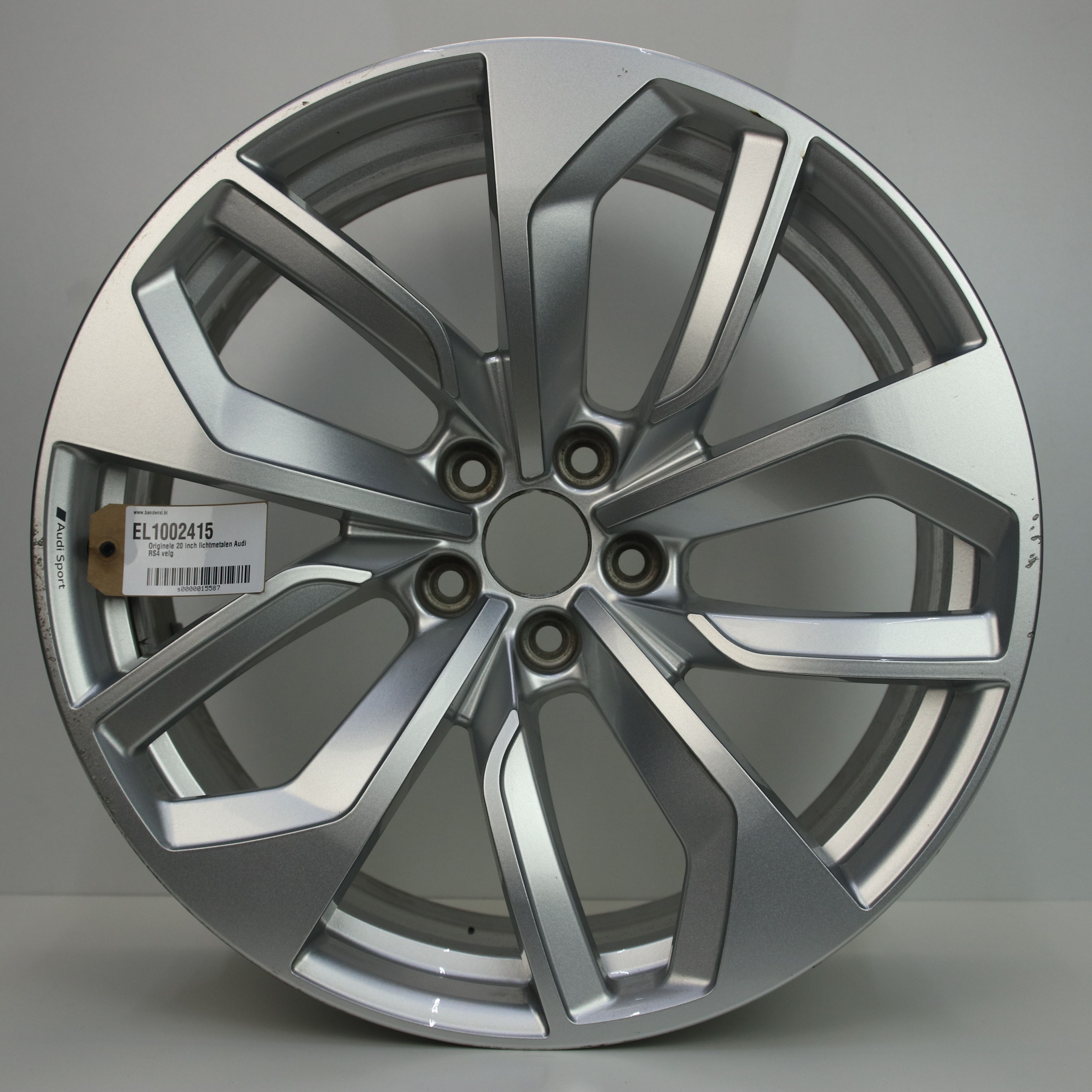 EL1002415 Originele 20 inch lichtmetalen Audi RS4 velg 9.00X20 5X112 ET26.0 NB66.60 Zilver