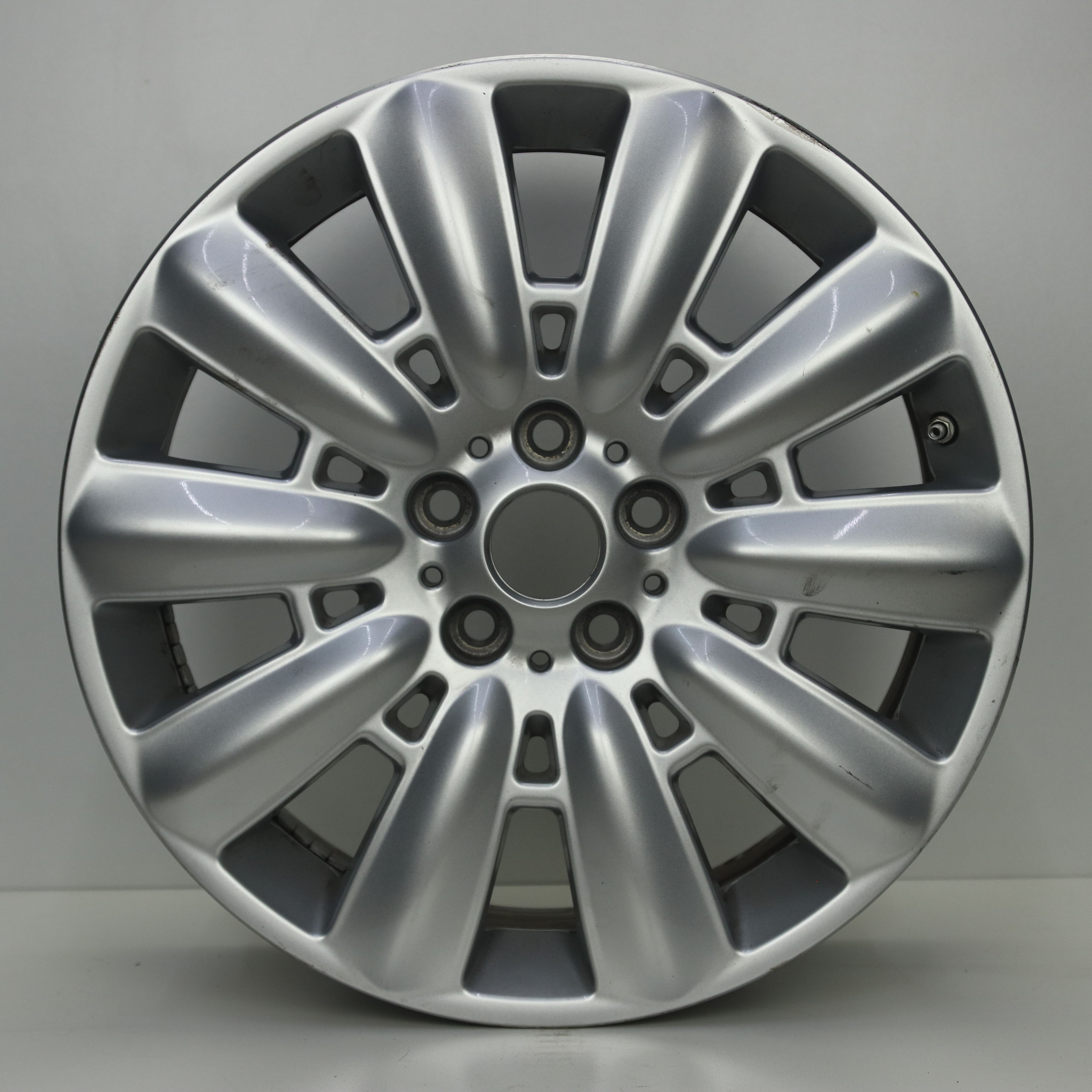 OS1007921 Originele 18 inch lichtmetalen Mini Countryman styling 533 velgen 7.50X18 5X112 ET51.0 NB66.60 Zilver