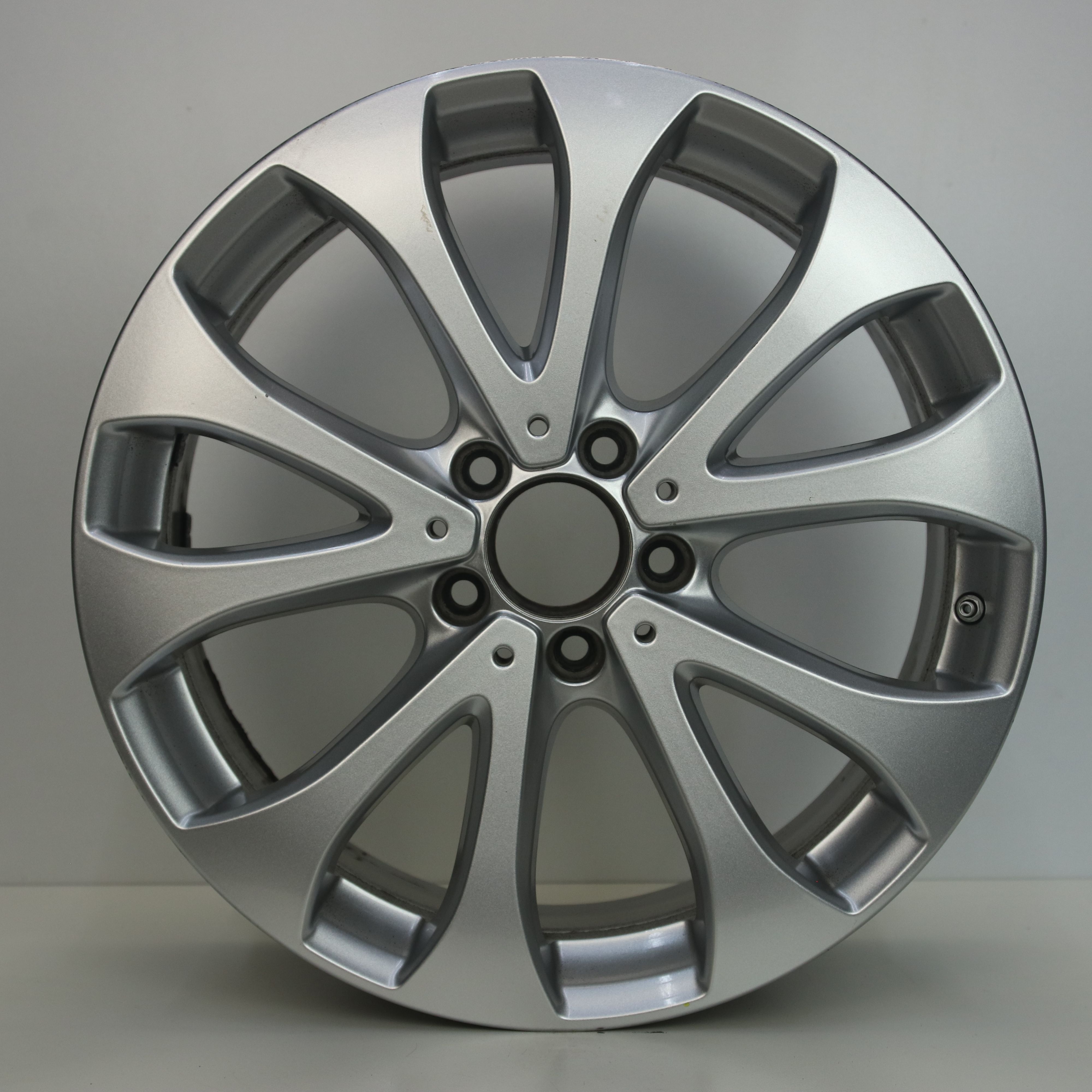 OS1006906 18 inch originele lichtmetalen Mercedes-Benz E-klasse W213 velg 8.00X18 5X112 ET43.0 NB66.60 Zilver