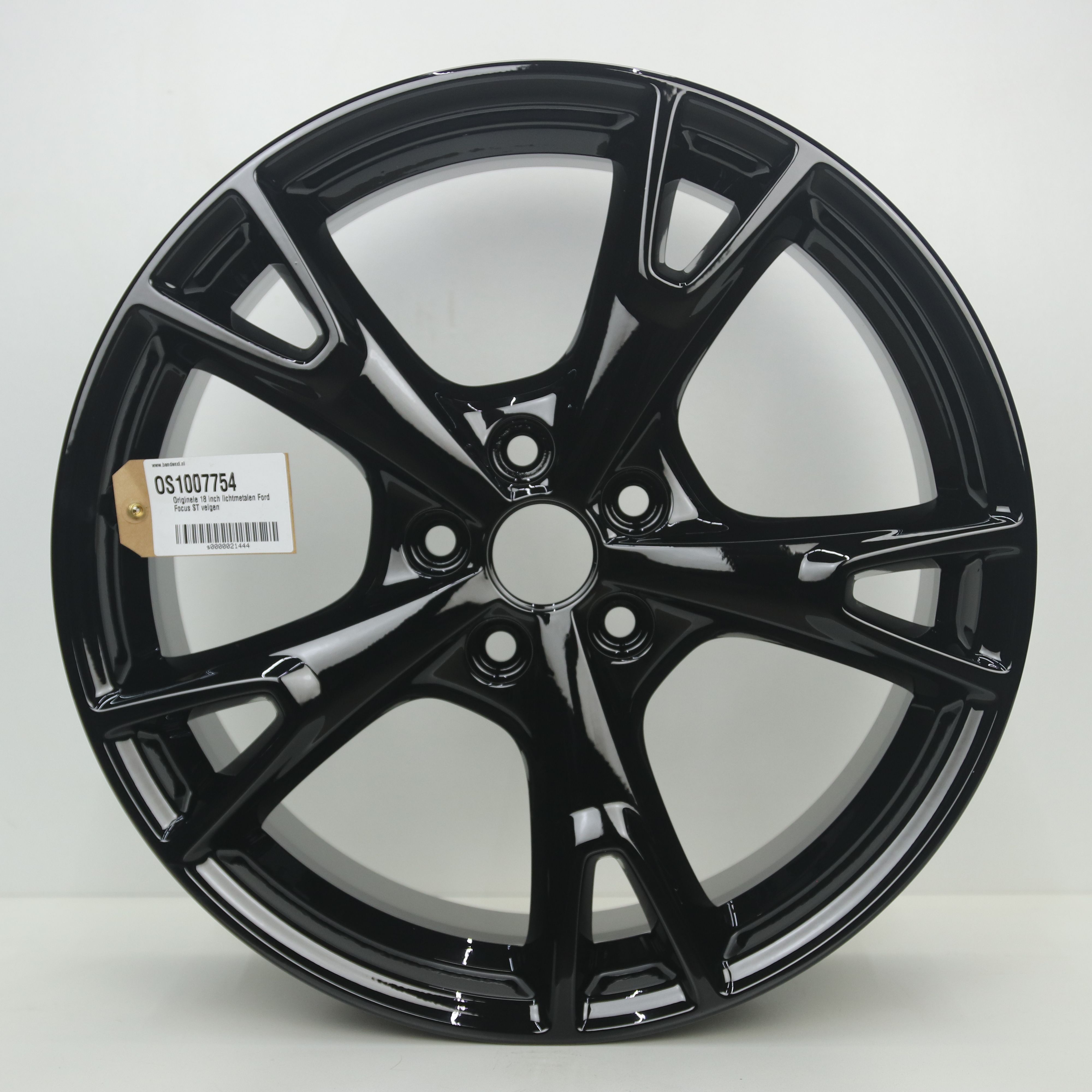OS1007754 Originele 18 inch lichtmetalen Ford Focus ST velgen 8.00X18 5X108 ET55.0 NB63.40 Zwart