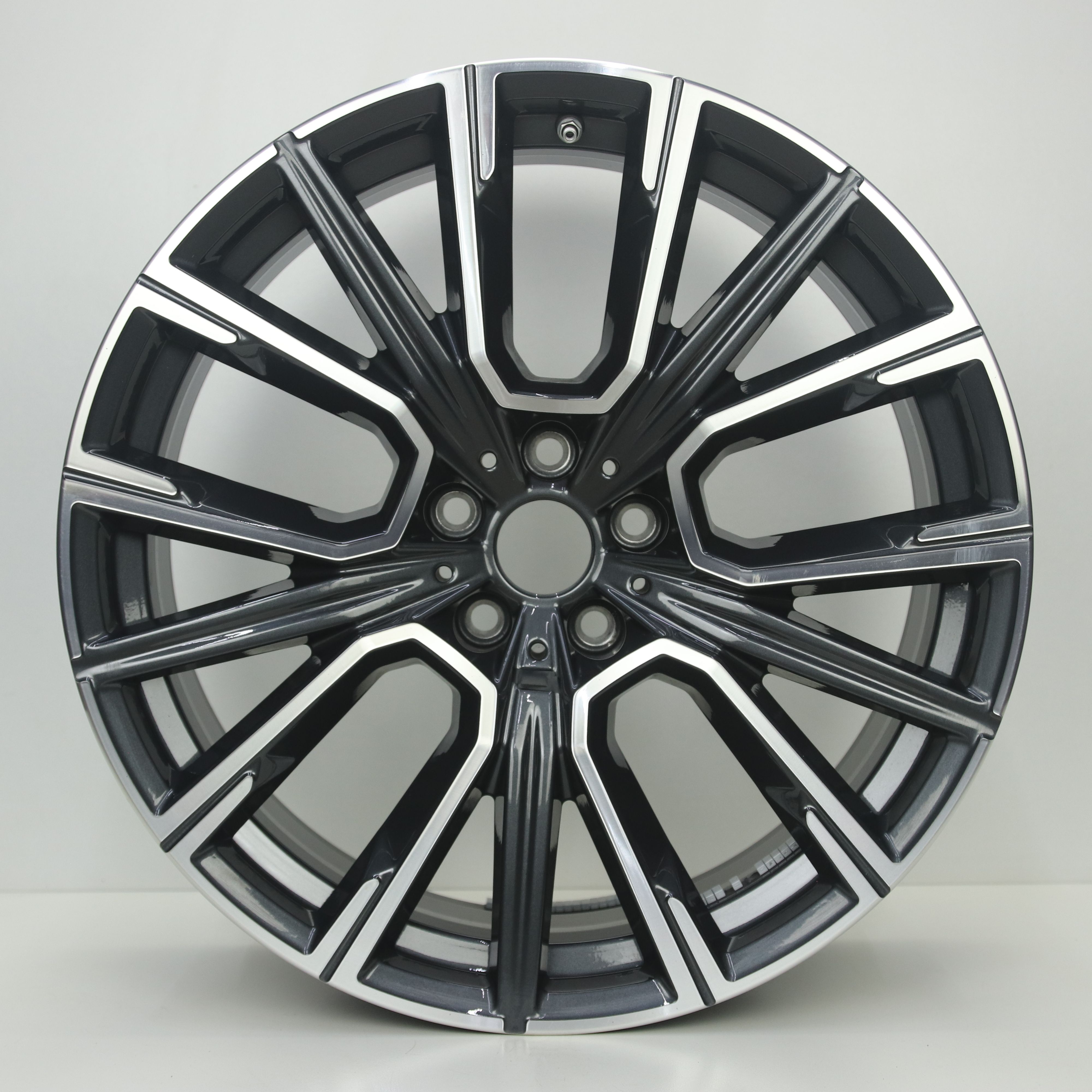 OS1007679 Originele 20 inch lichtmetalen BMW 7-serie styling 817M velgen 8.50X20 5X112 ET25.0 NB66.60 Antraciet gepolijst
