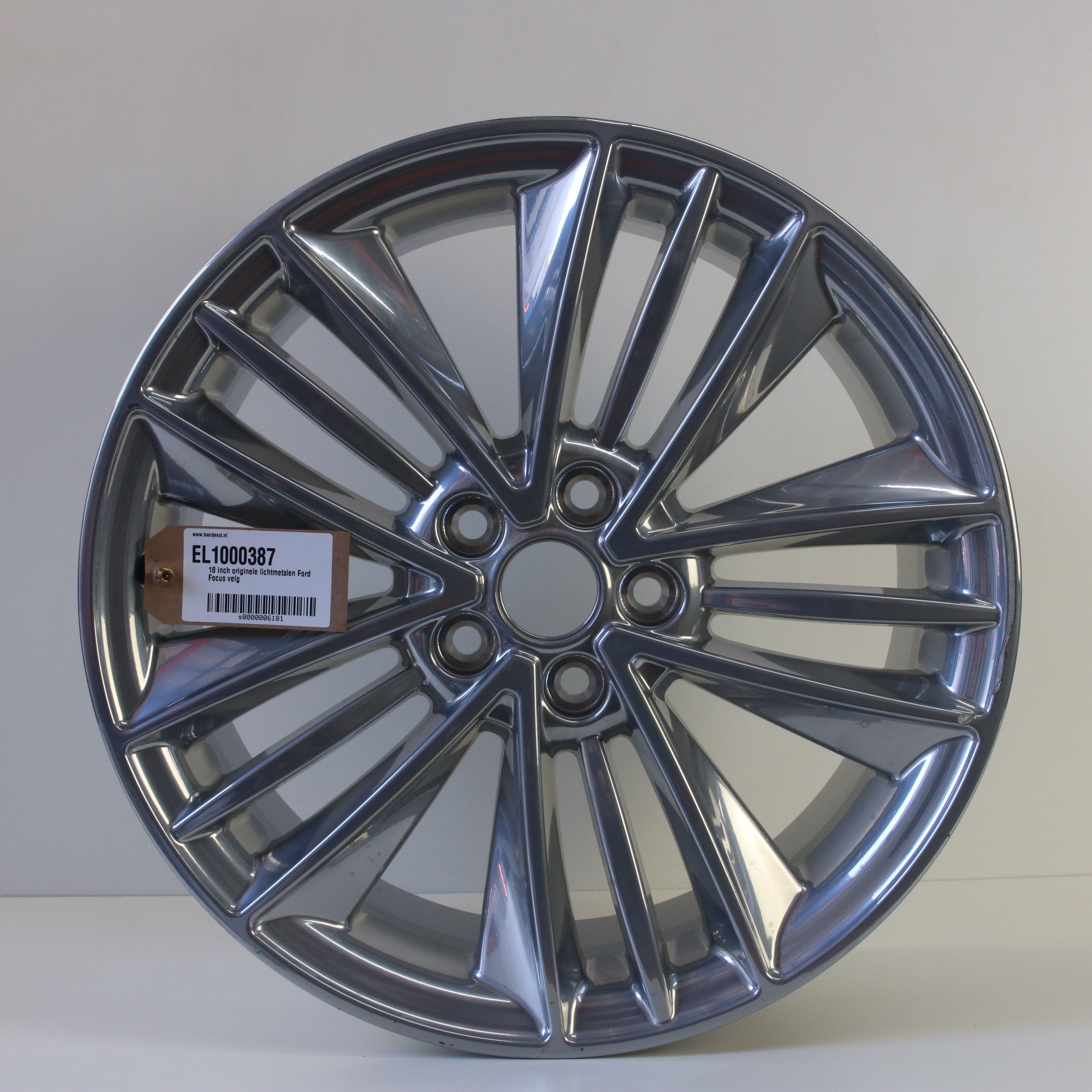 EL1000387 18 inch originele lichtmetalen Ford Focus velg 8.00X18 5X108 ET55.0 NB63.40 Chroom