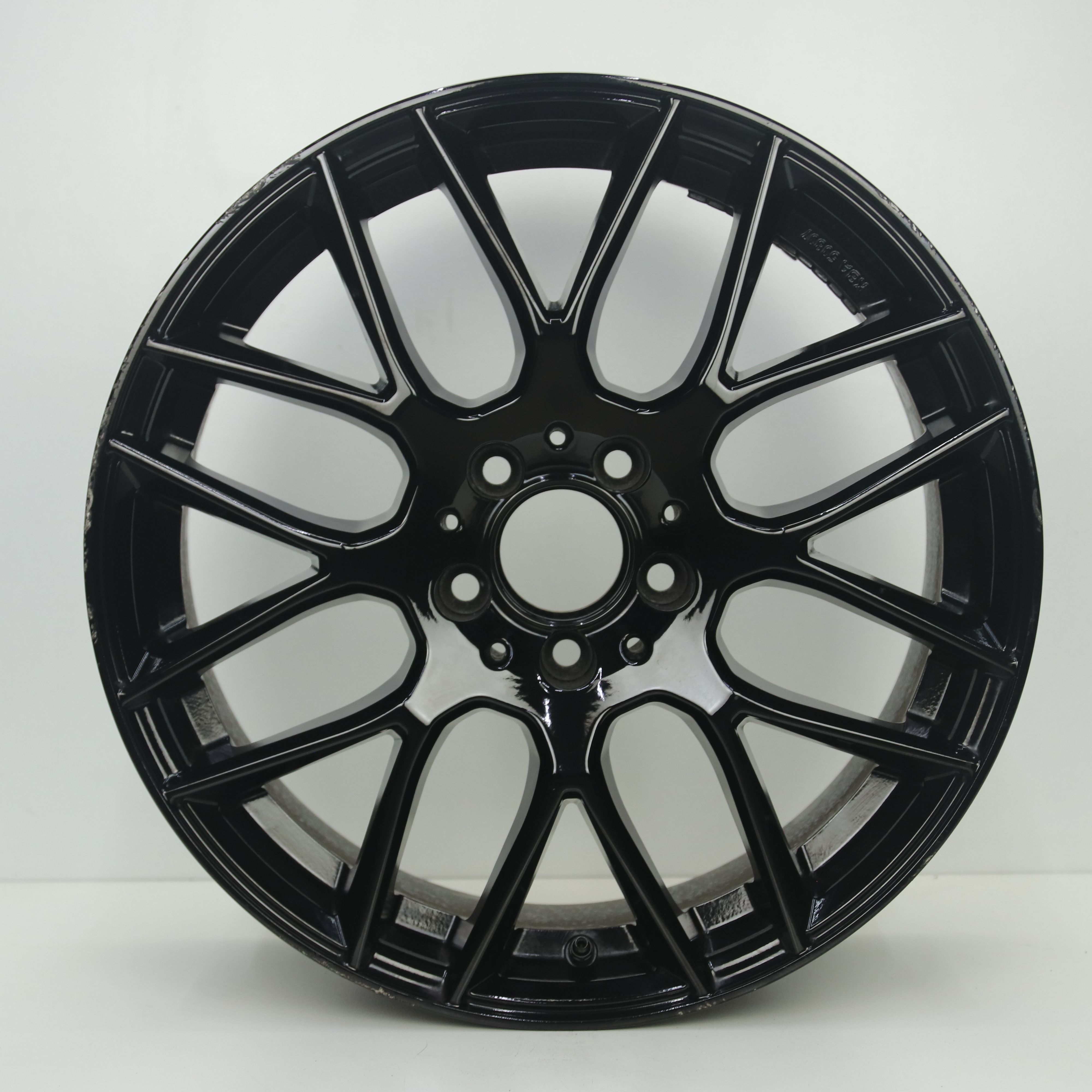 IN1003169 Set 18 inch lichtmetalen GMP Berghem velgen 8.00X18 5X112 ET45.0 NB66.60 Zwart