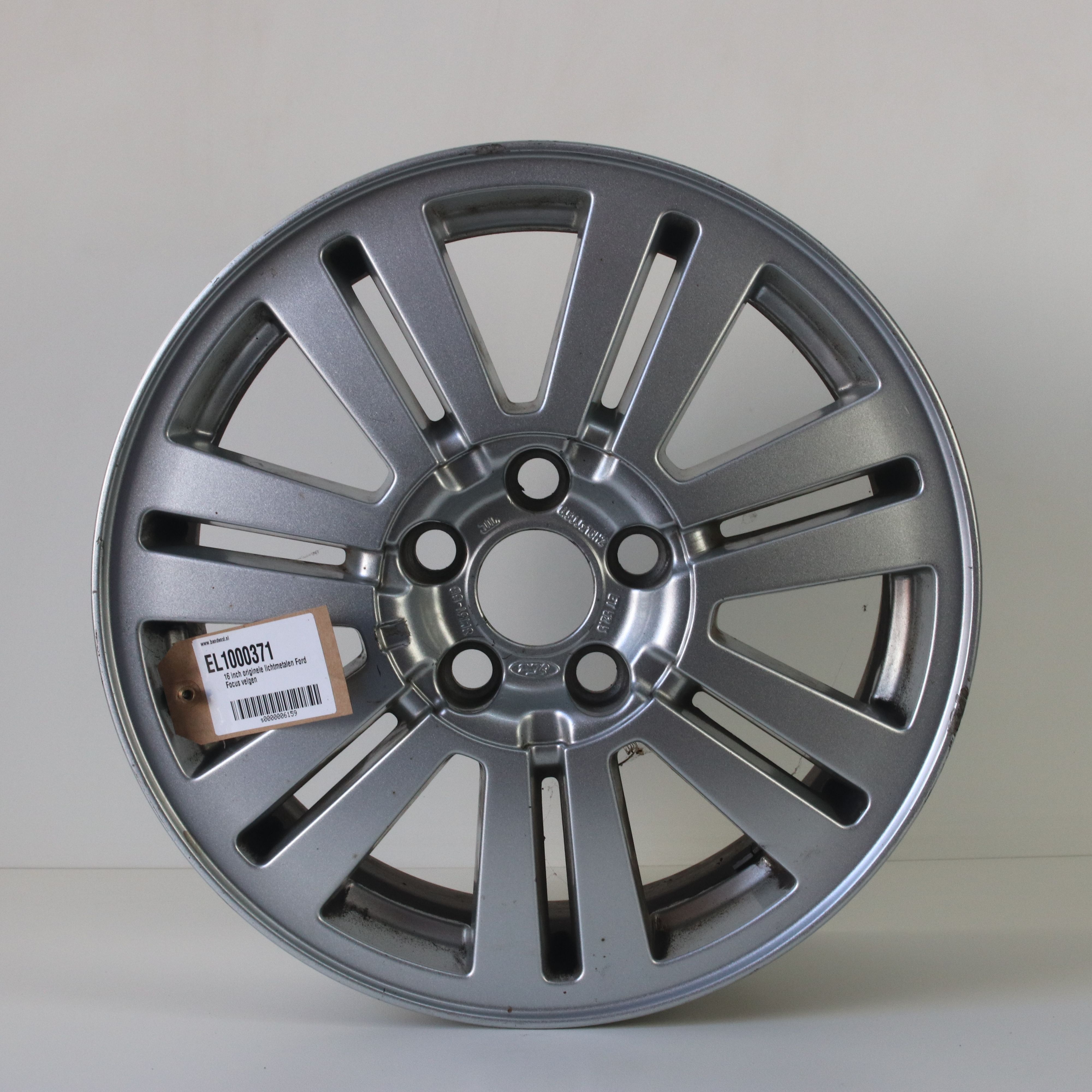 EL1000371 16 inch originele lichtmetalen Ford Focus velgen 6.50X16 5X108 ET52.5 NB63.40 Zilver