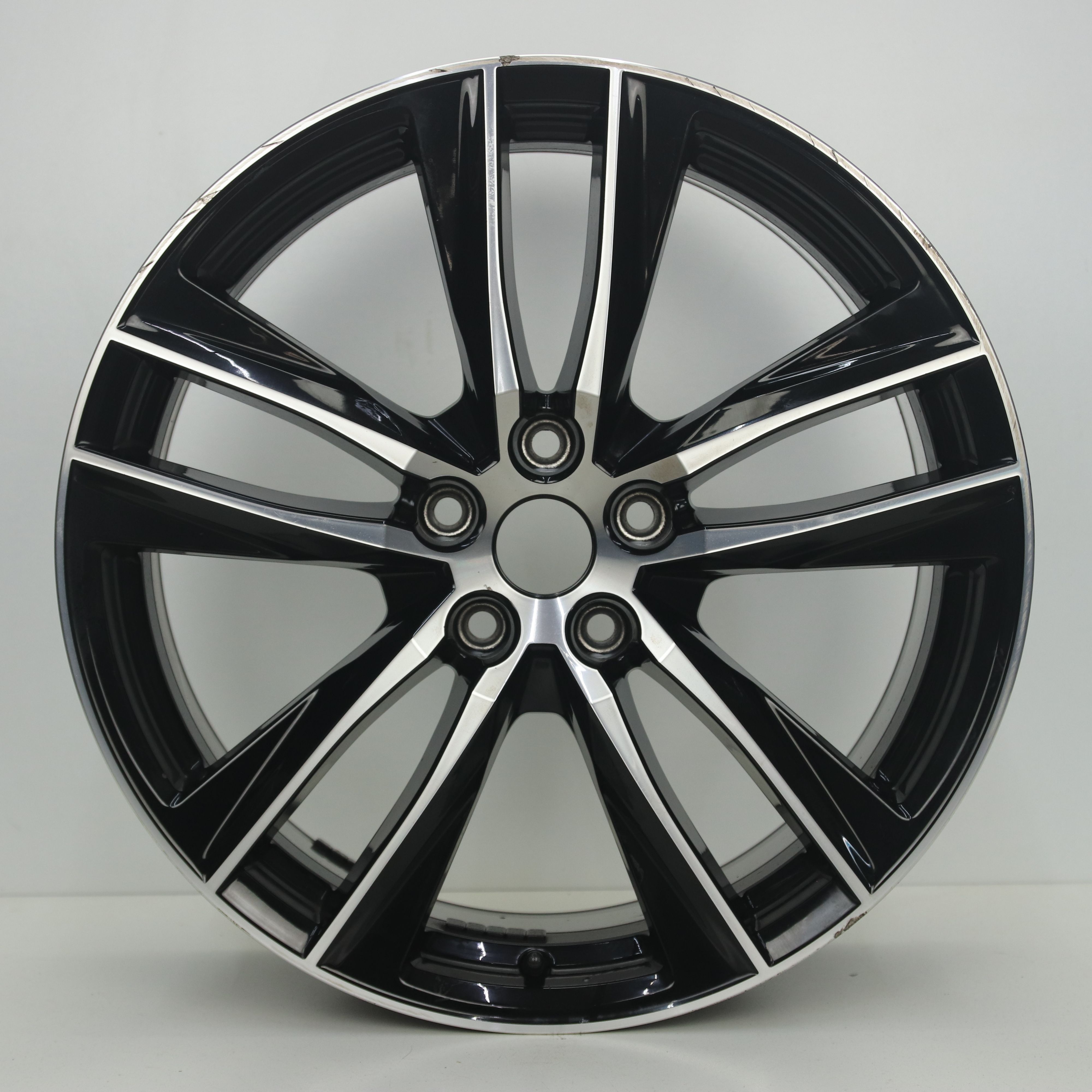 OS1007890 Originele 19 inch lichtmetalen Seat Leon Cupra velgen 8.00X19 5X112 ET50.0 NB57.10 Zwart gepolijst