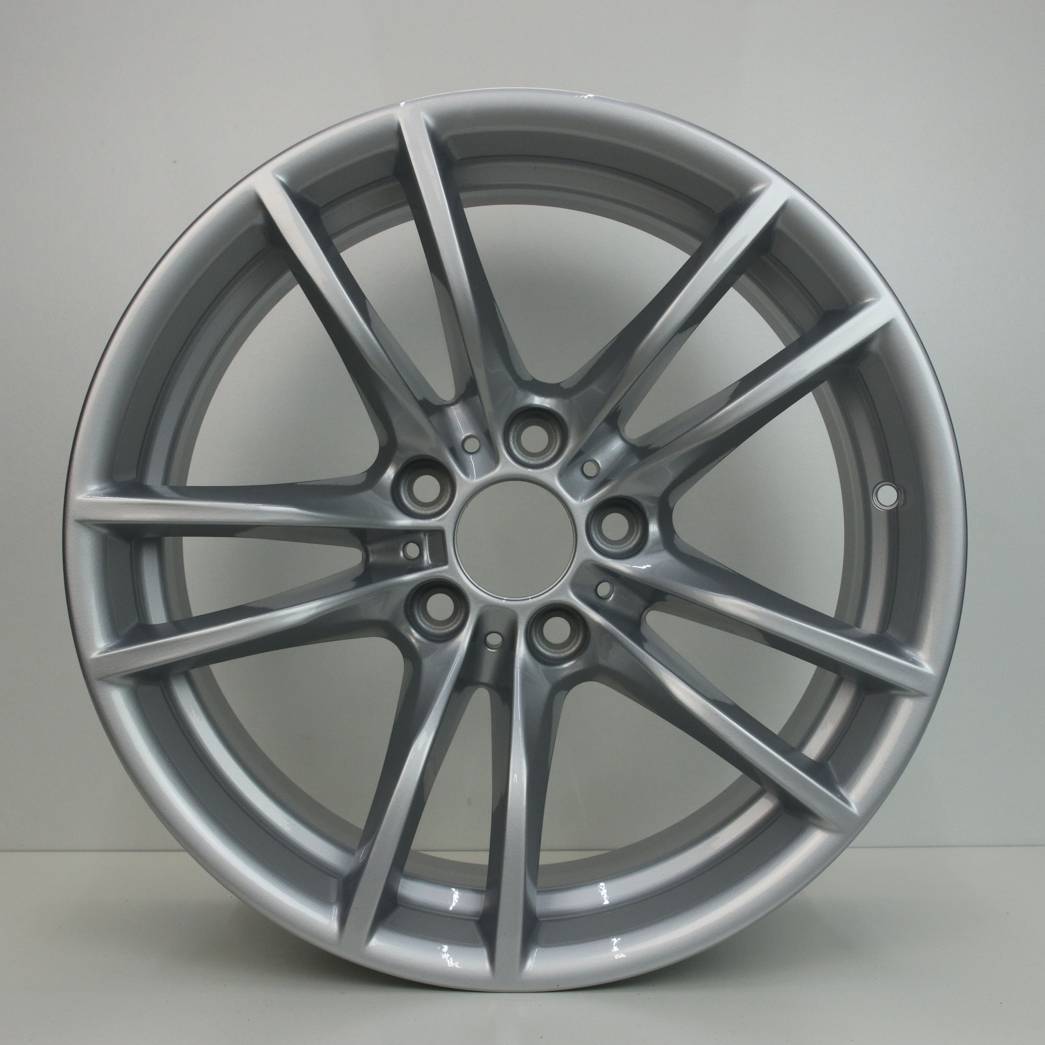 OS1004325 Originele 18 inch lichtmetalen BMW M2 styling 640 velgen (Breedset) 8.50X18 5X120 ET27.0 NB72.60 Zilver