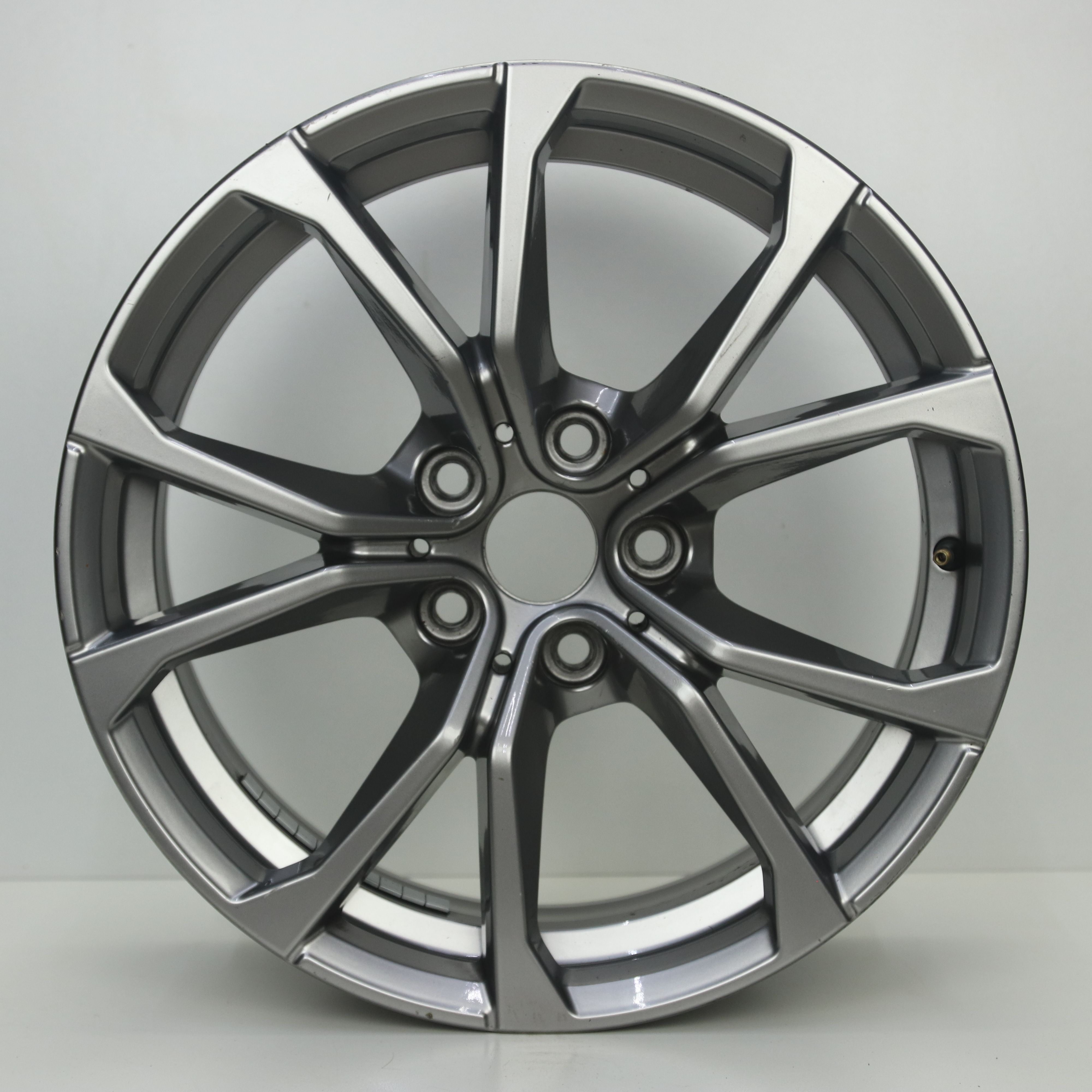 OS1007681 Originele 17 inch lichtmetalen BMW 3-serie styling 776 velgen 7.50X17 5X112 ET30.0 NB66.60 Antraciet