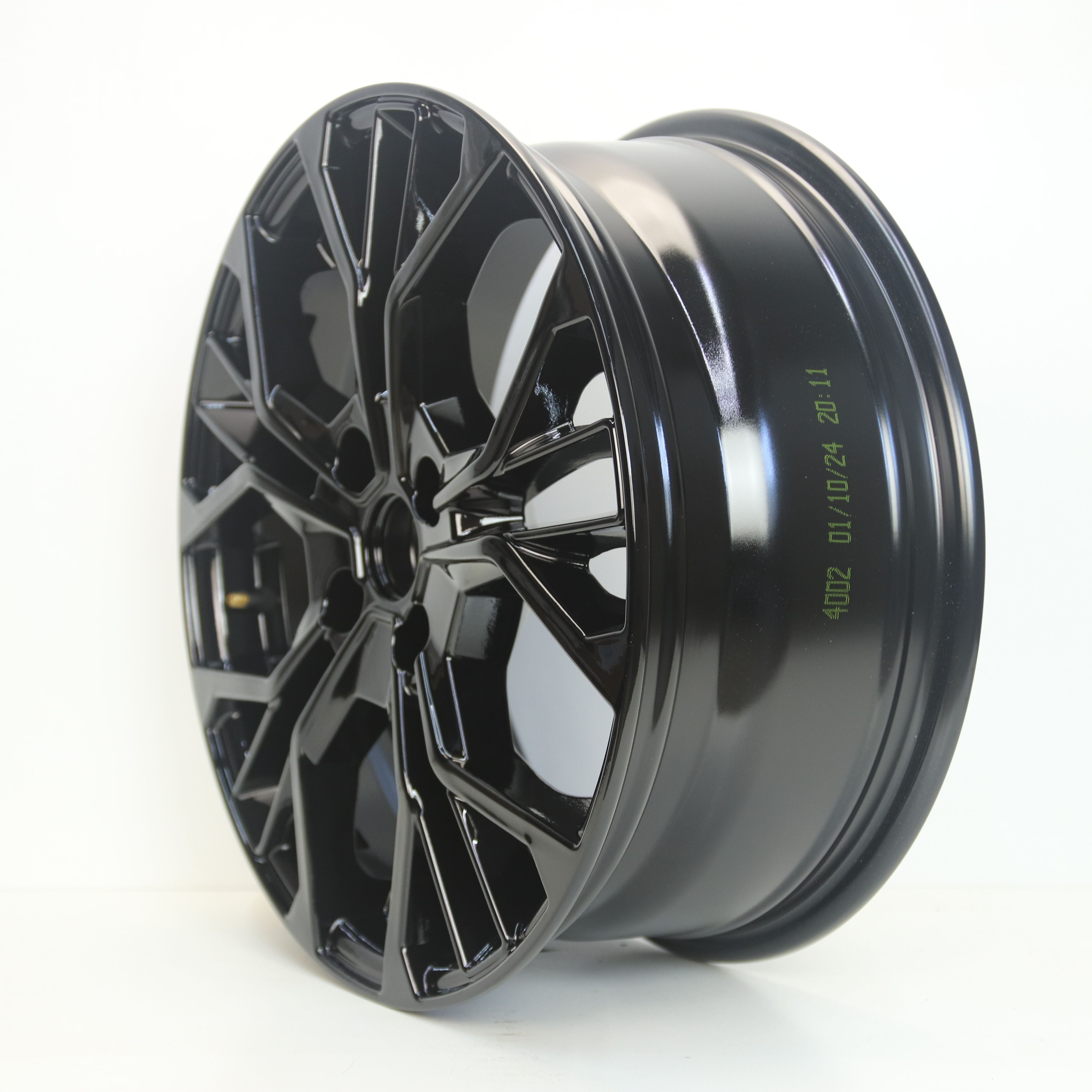 NS1004942 Set 17 inch lichtmetalen GMP Matisse velgen 7.00X17 4X108 ET45.0 NB63.40 Zwart