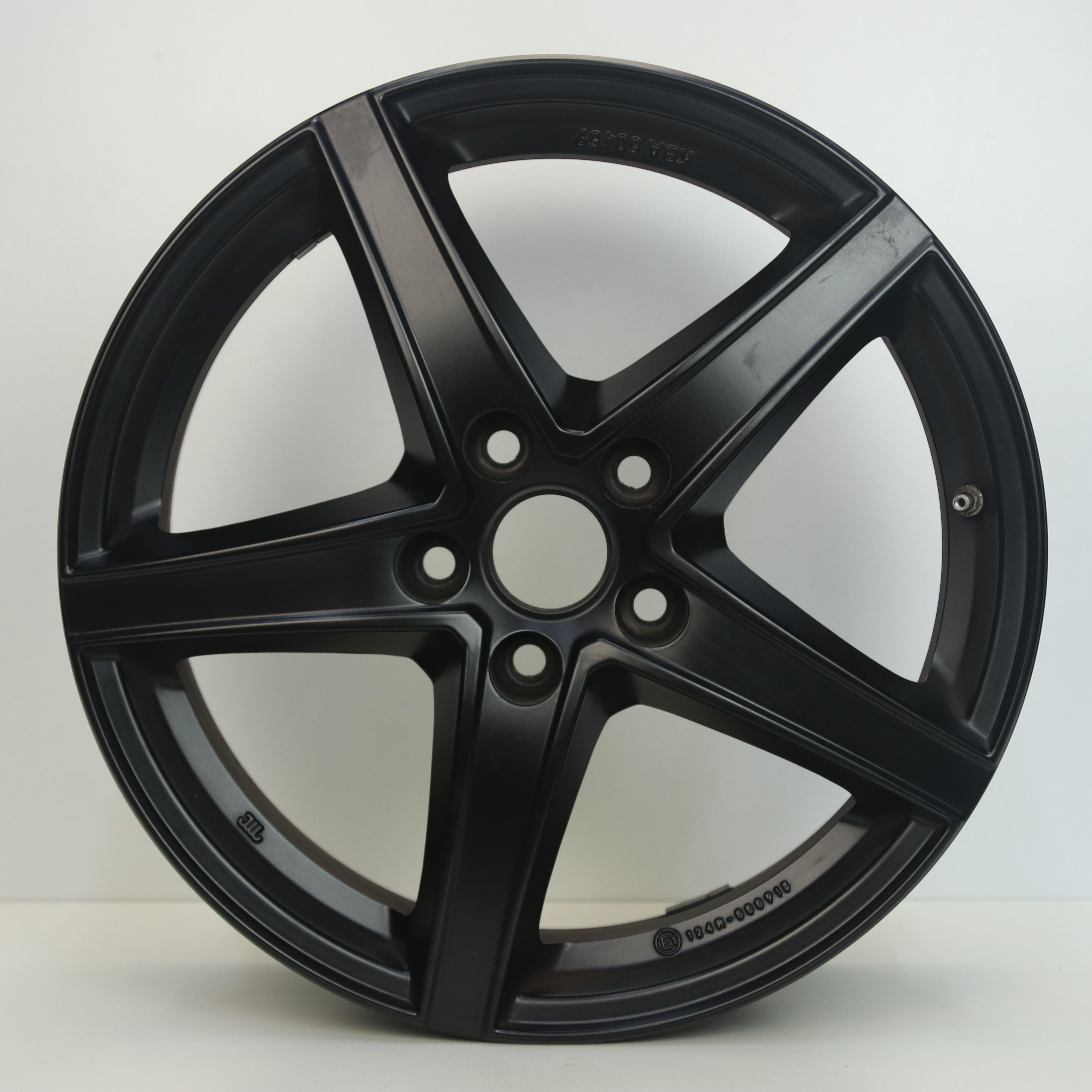 OS1006959 Set 17 inch lichtmetalen Autec velgen 6.50X17 5X112 ET39.0 NB66.60 Mat zwart