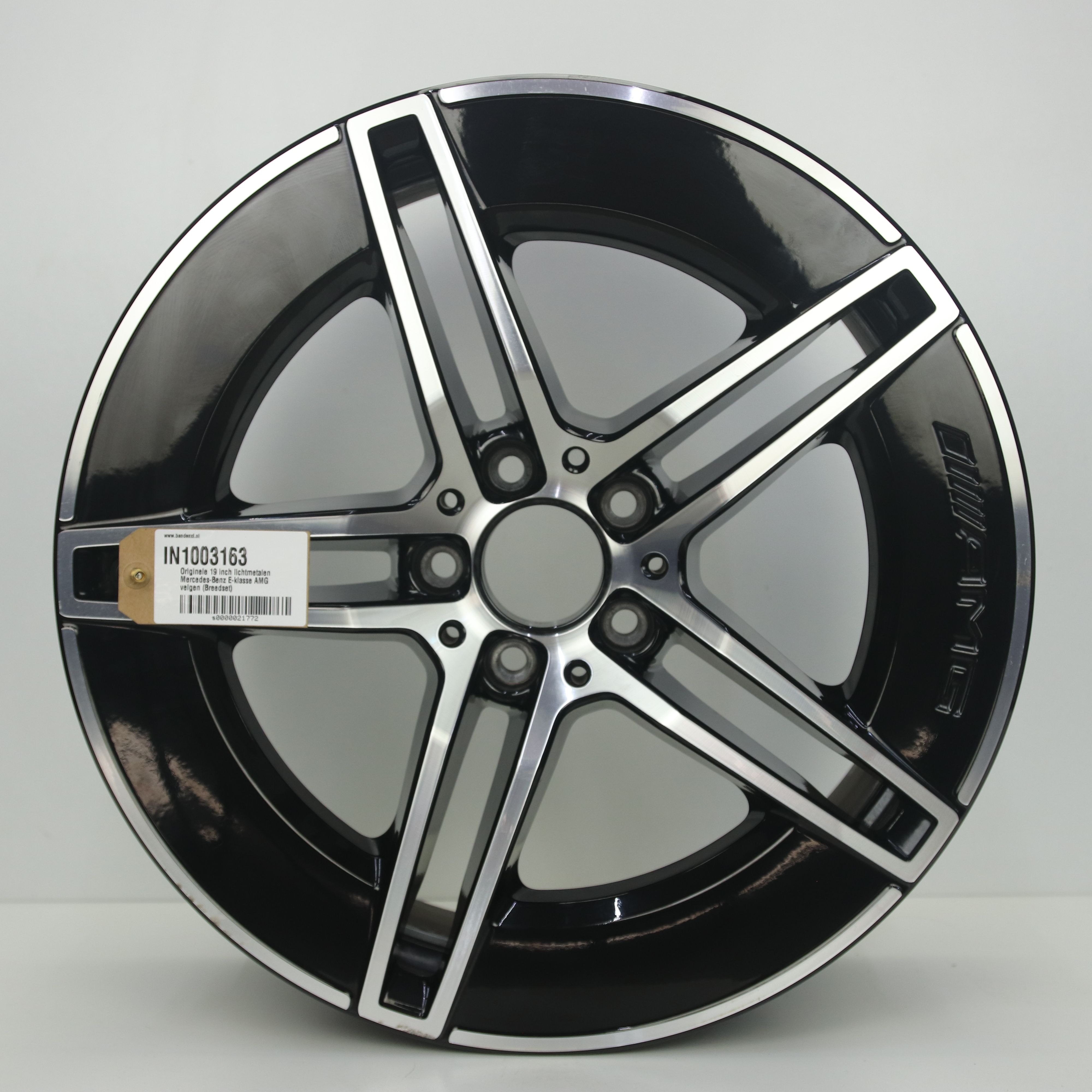 IN1003163 Originele 19 inch lichtmetalen Mercedes-Benz E-klasse AMG velgen (Breedset) 8.50X19 5X112 ET35.5 NB66.60 Zwart Gepolijst