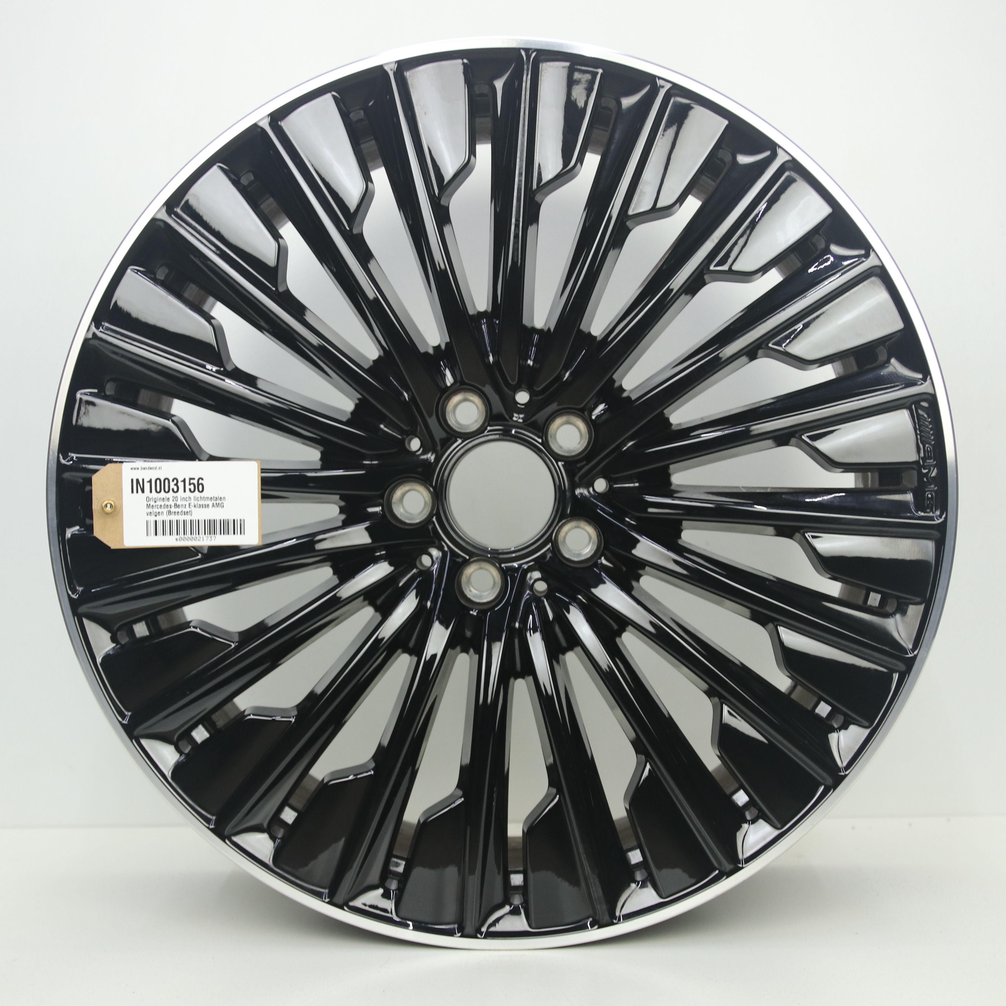 IN1003156 Originele 20 inch lichtmetalen Mercedes-Benz E-klasse AMG velgen (Breedset) 8.50X20 5X112 ET35.5 NB66.60 Zwart gepolijst