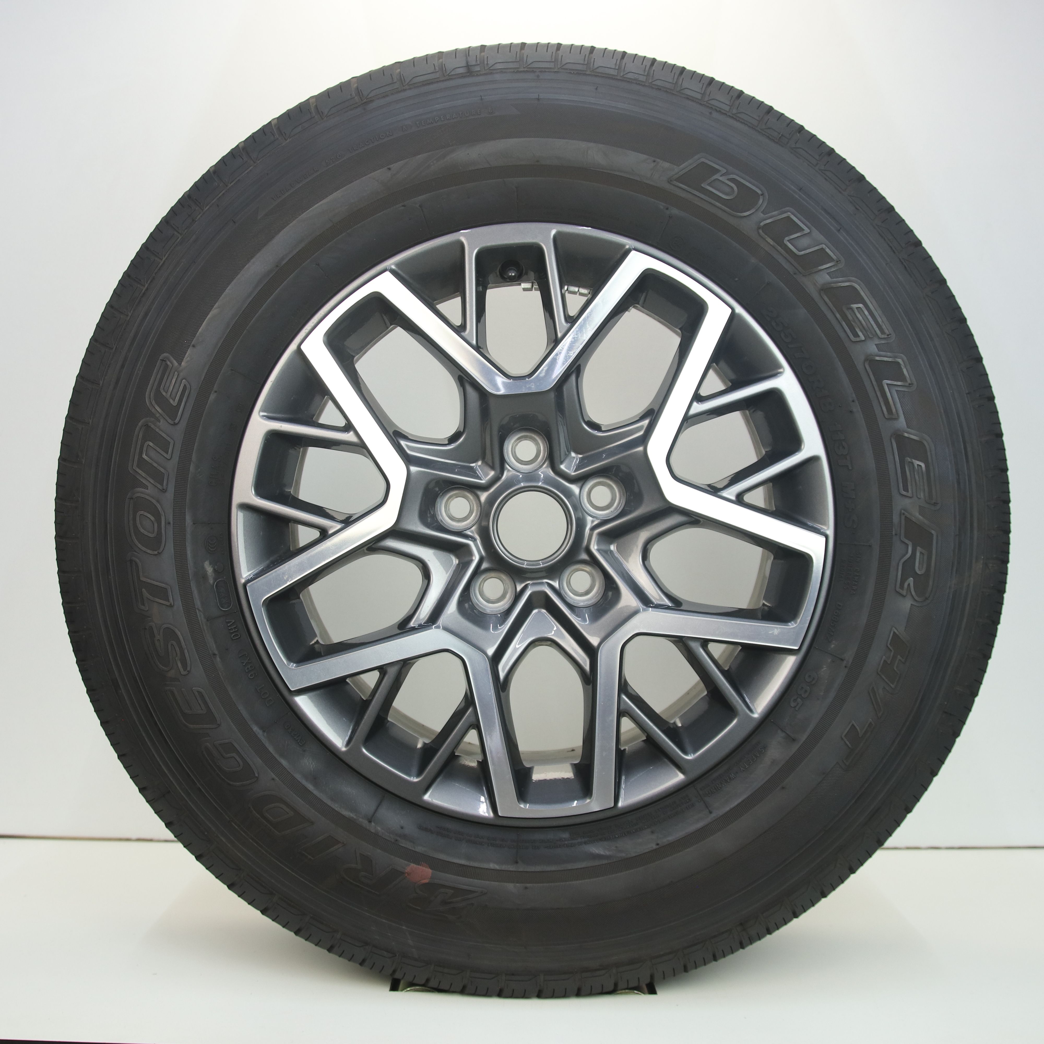 OSC1000881 Originele 18 inch lichtmetalen Jeep Wrangler velgen 7.50X18 5X127 ET44.5 NB71.50 Antraciet gepolijst