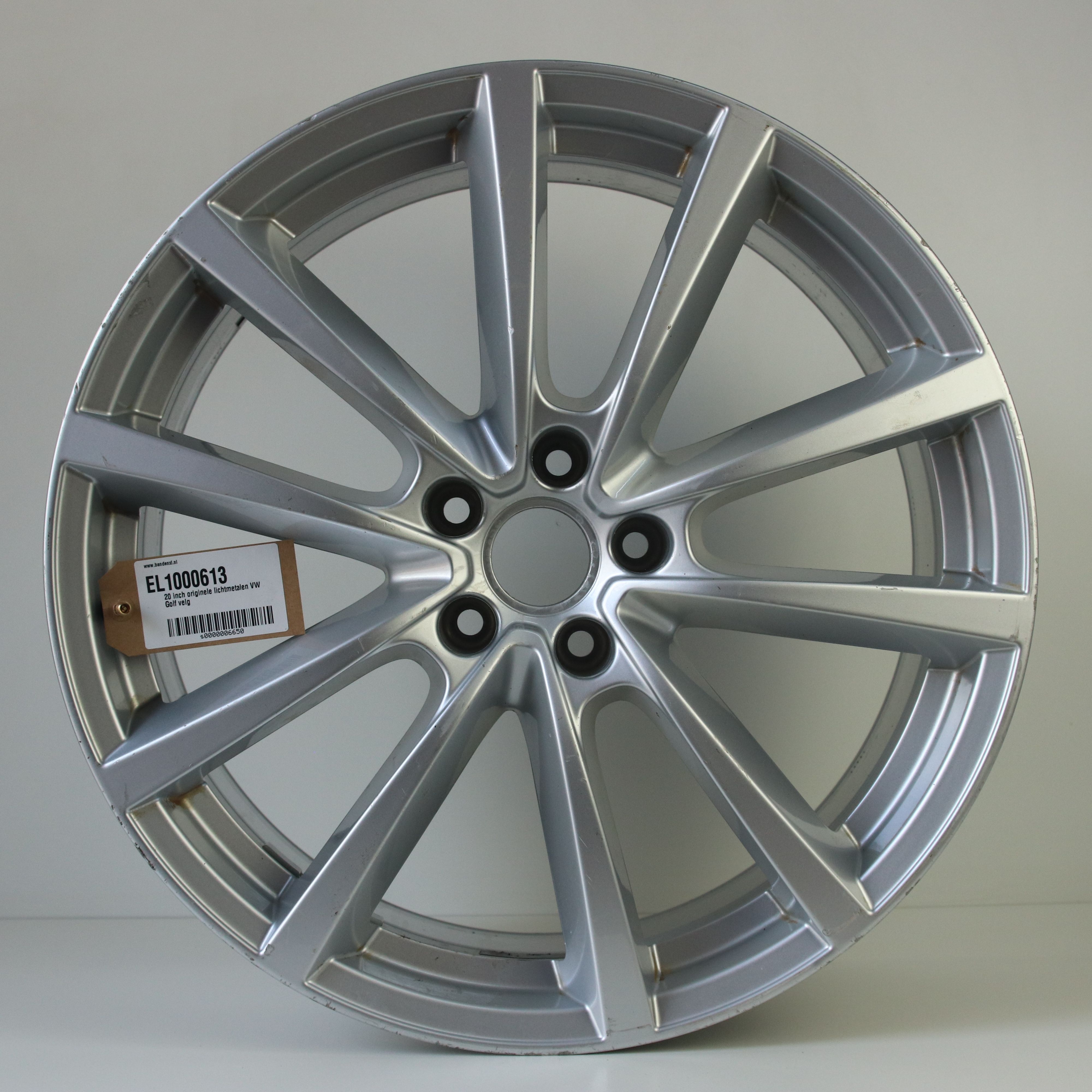 EL1000613 20 inch originele lichtmetalen Volkswagen Golf Prisma velg 8.00X20 5X112 ET34.0 NB57.10 Zilver